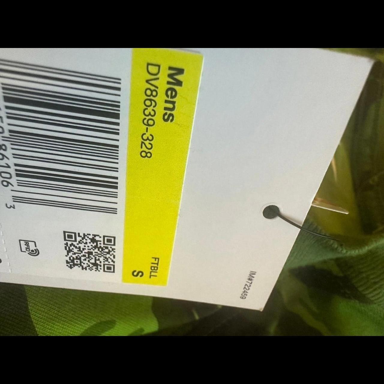 Nike Mens Nike Camo Michigan Wolverines Size US S / EU 44-46 / 1 - 4 Thumbnail