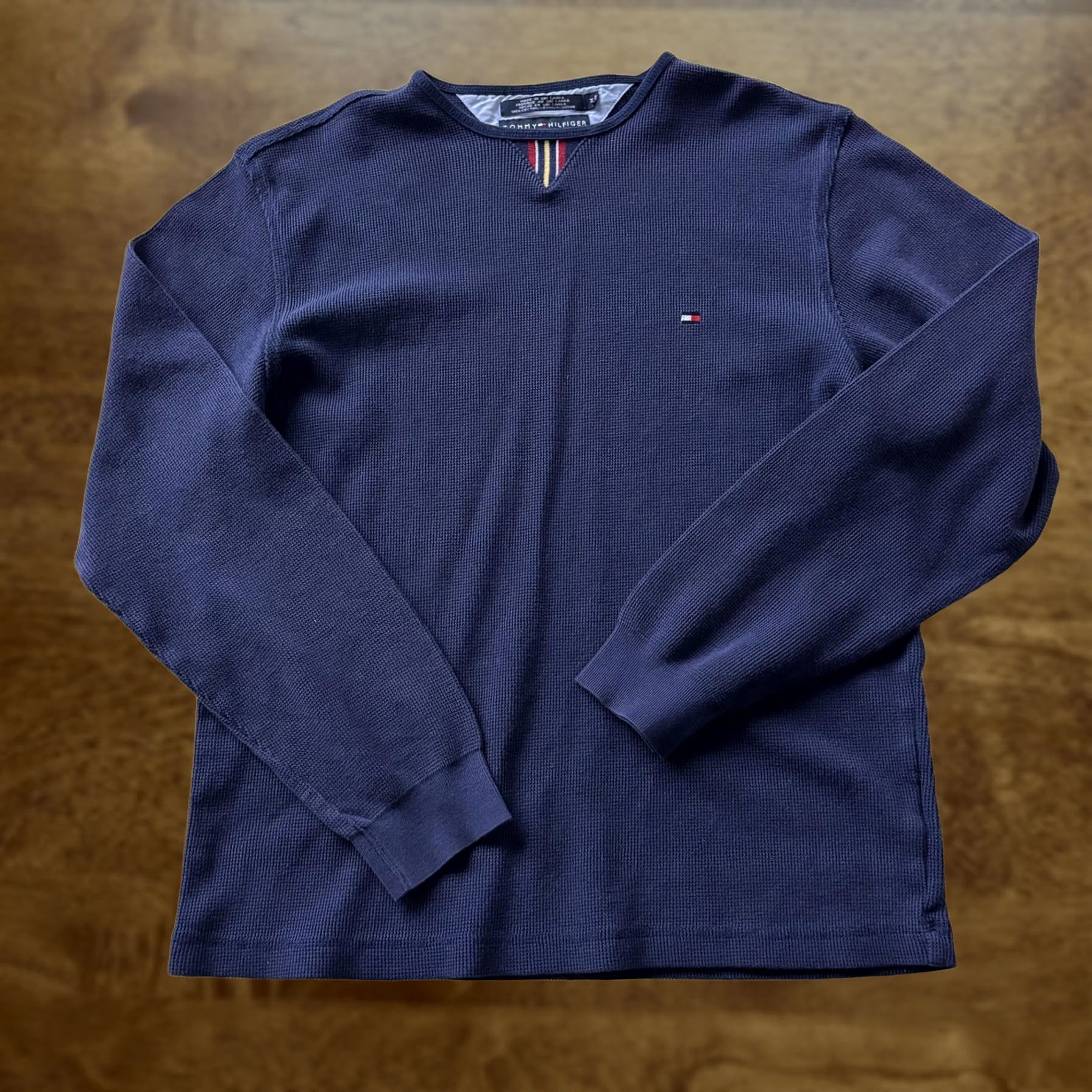 Tommy Hilfiger Tommy Hilfiger Sweater Mens Medium Navy Solid V Neck Thermal Knit Pullover Size US M / EU 48-50 / 2 - 1 Thumbnail