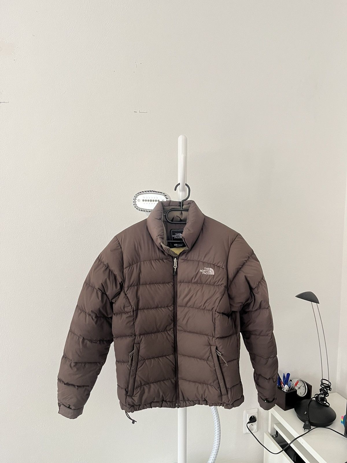The North Face The North Face vintage brown puffer jacket size m Size M / US 6-8 / IT 42-44 - 1 Thumbnail