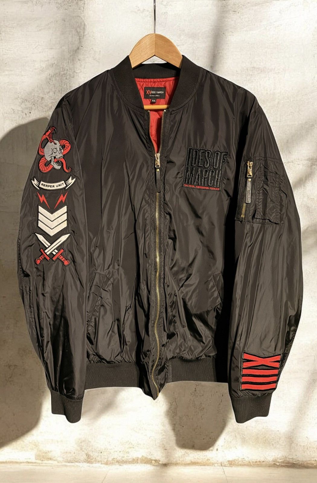 Other XV Ides of March Skull Bomber Size US XL / EU 56 / 4 - 1 Thumbnail