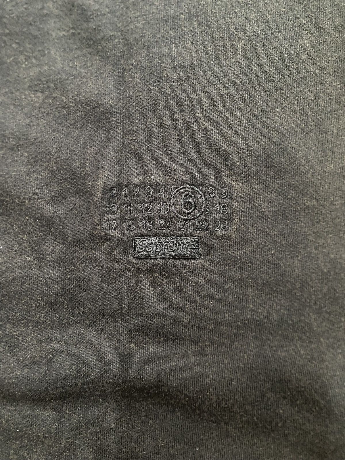 Maison Margiela × Supreme Supreme®/MM6 Maison Margiela Split S/S Top Size US M / EU 48-50 / 2 - 5 Thumbnail