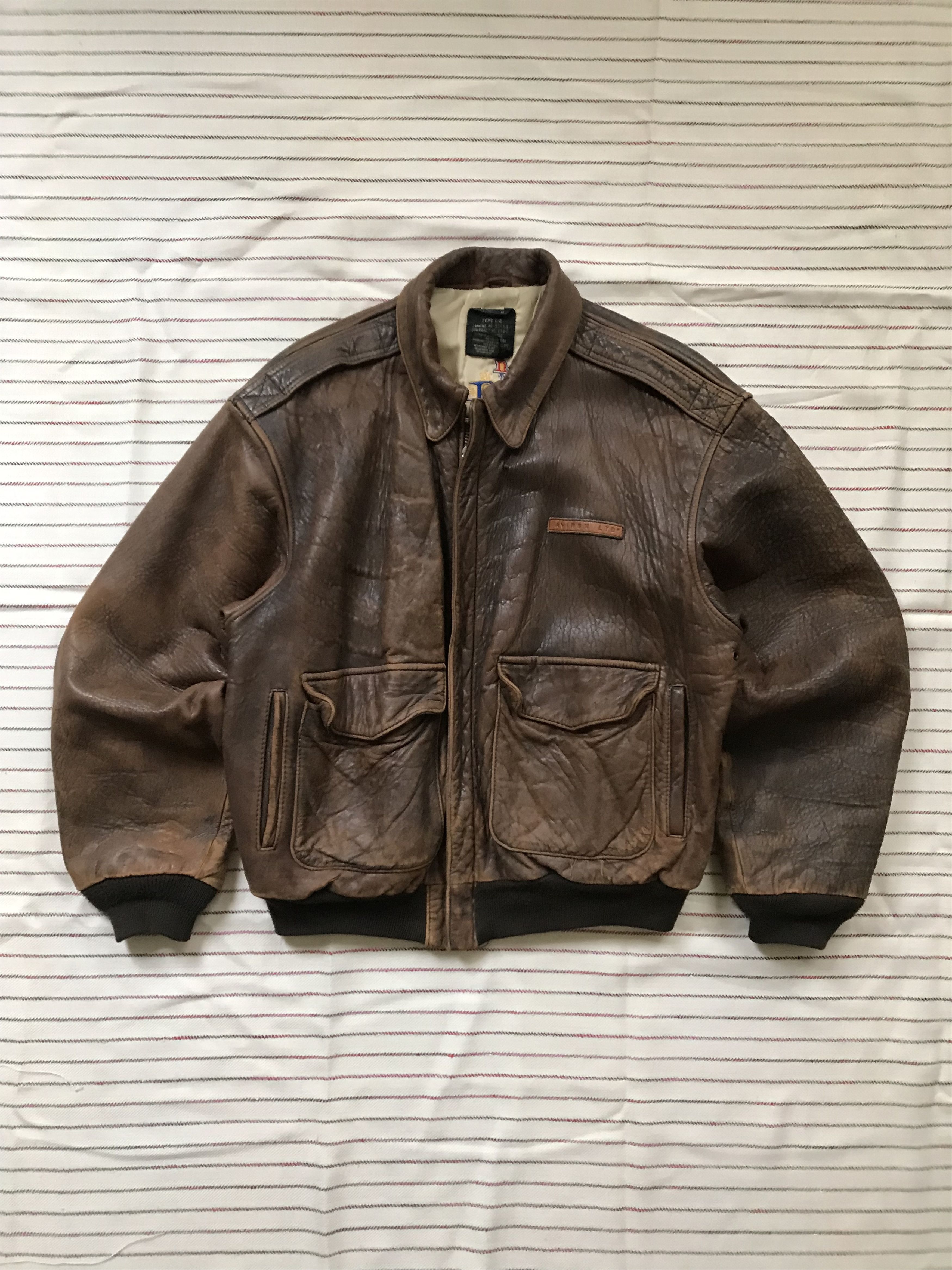 よ*く様 80s avriex A-2 real leather bomber RARE VINTAGE 1980s TYPE A-2 FLIGHT BROWN LEATHER JACKET Like