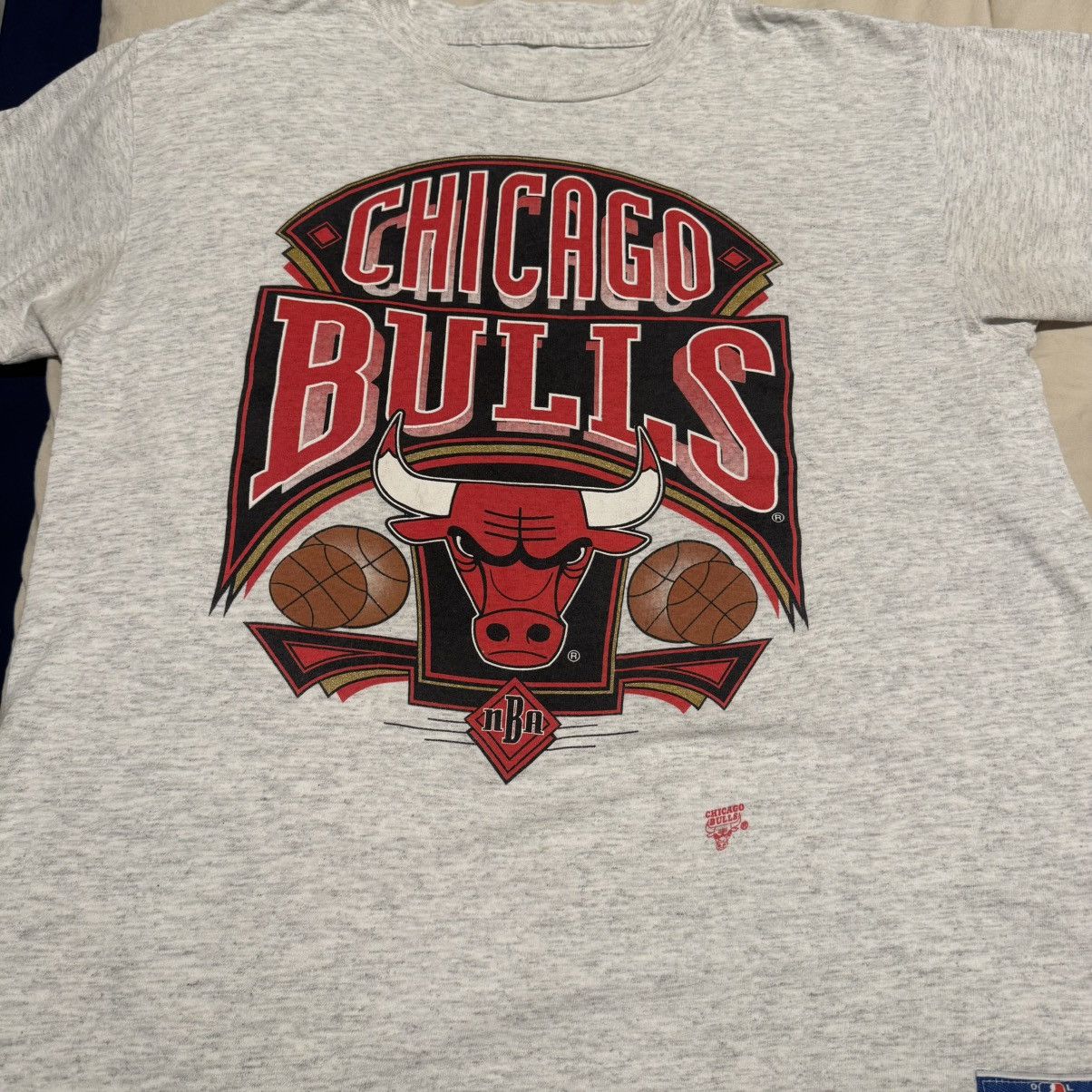 Nutmeg × Vintage NUTMEG Chicago Bulls Tee Size US L / EU 52-54 / 3 - 1 Thumbnail