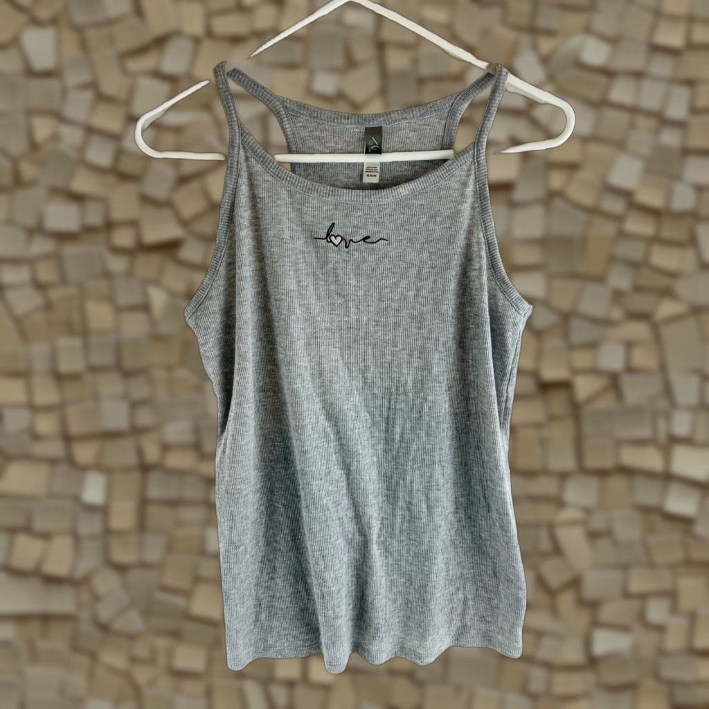 Vintage PJ Couture Tank Top Women's Size Medium Gray "Love" embroidered Pajama Shirt Size M / US 6-8 / IT 42-44 - 1 Thumbnail