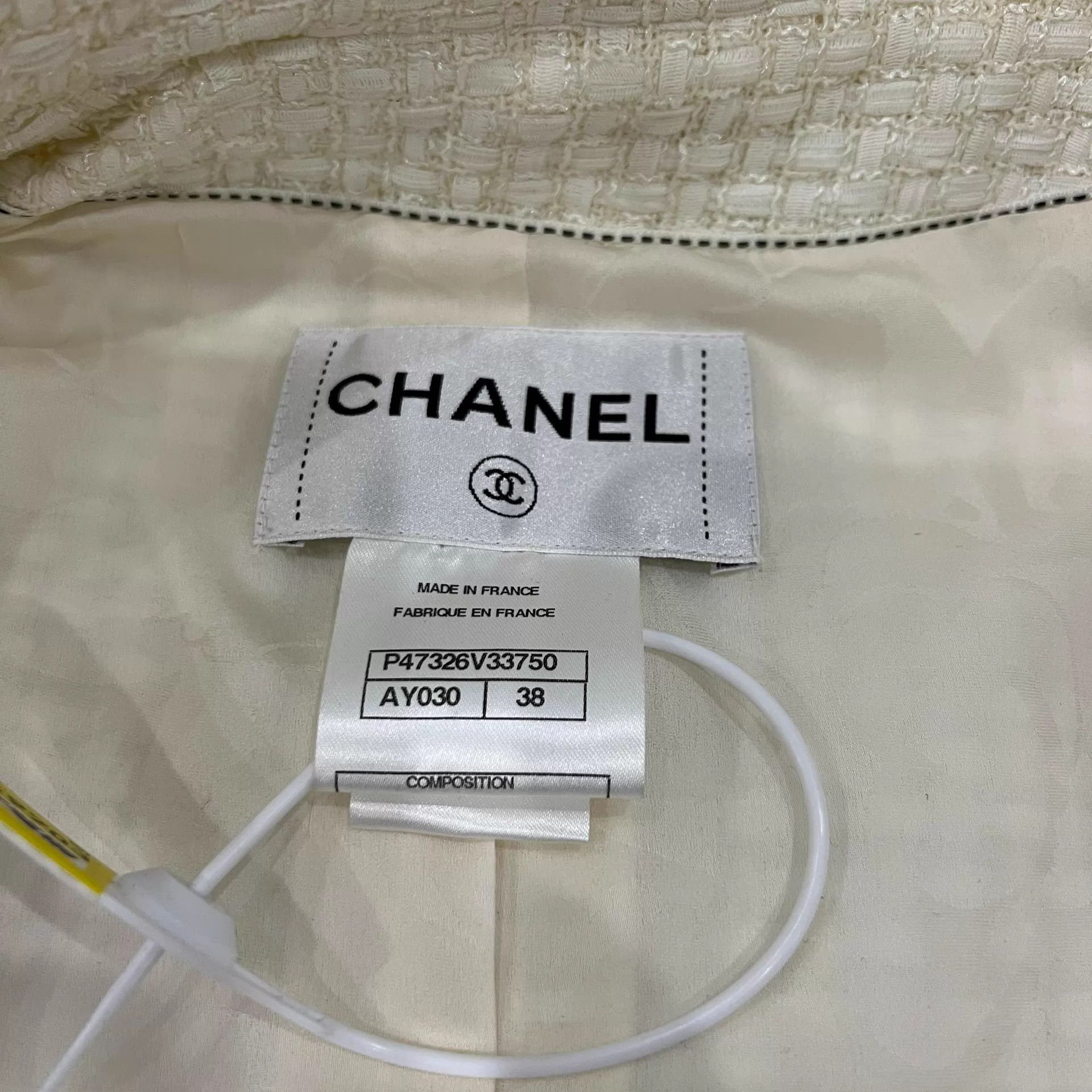 Chanel Chanel White Tweed Double-Breasted Short-Sleeve Jacket Size S / US 4 / IT 40 - 5 Thumbnail