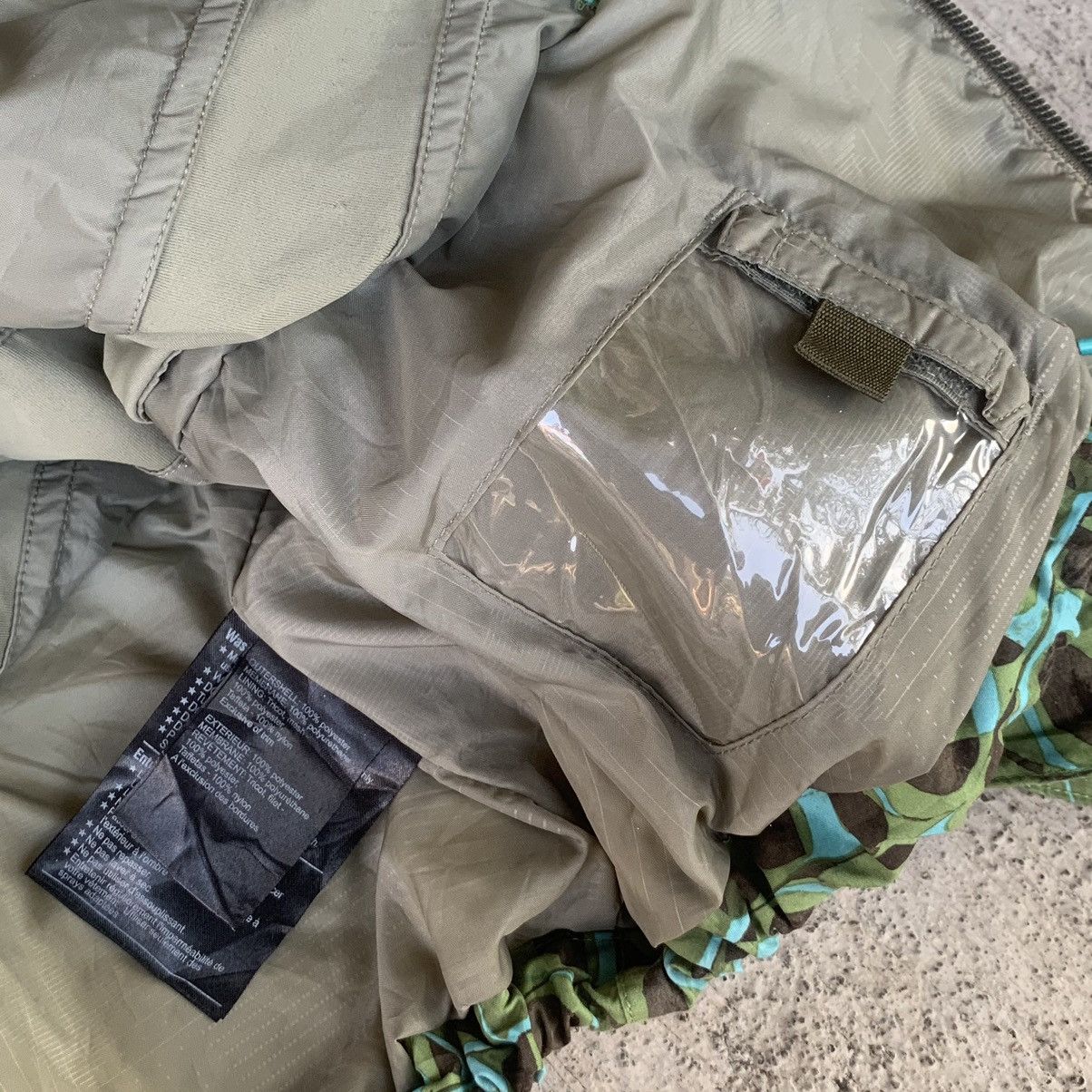 Burton × Vintage Burton full Text over printed outdoor Jacket vintage Size US M / EU 48-50 / 2 - 13 Thumbnail