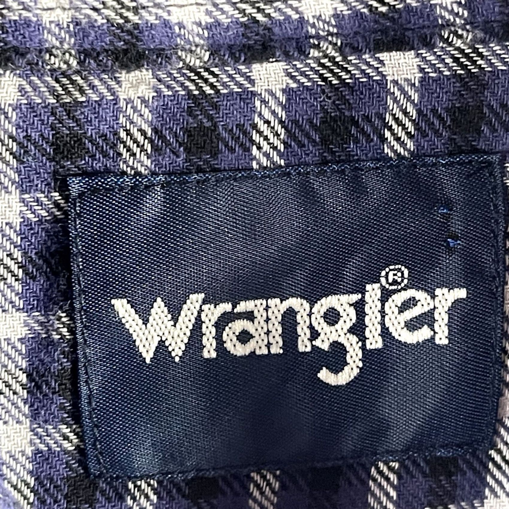 Wrangler VINTAGE Wrangler Pearl Snap Flannel Shirt Men’s XLT Blue Check Heavyweight VTG Wrangler Shirt Men’s XLT Blue Check Heavyweight Size US XL / EU 56 / 4 - 6 Thumbnail