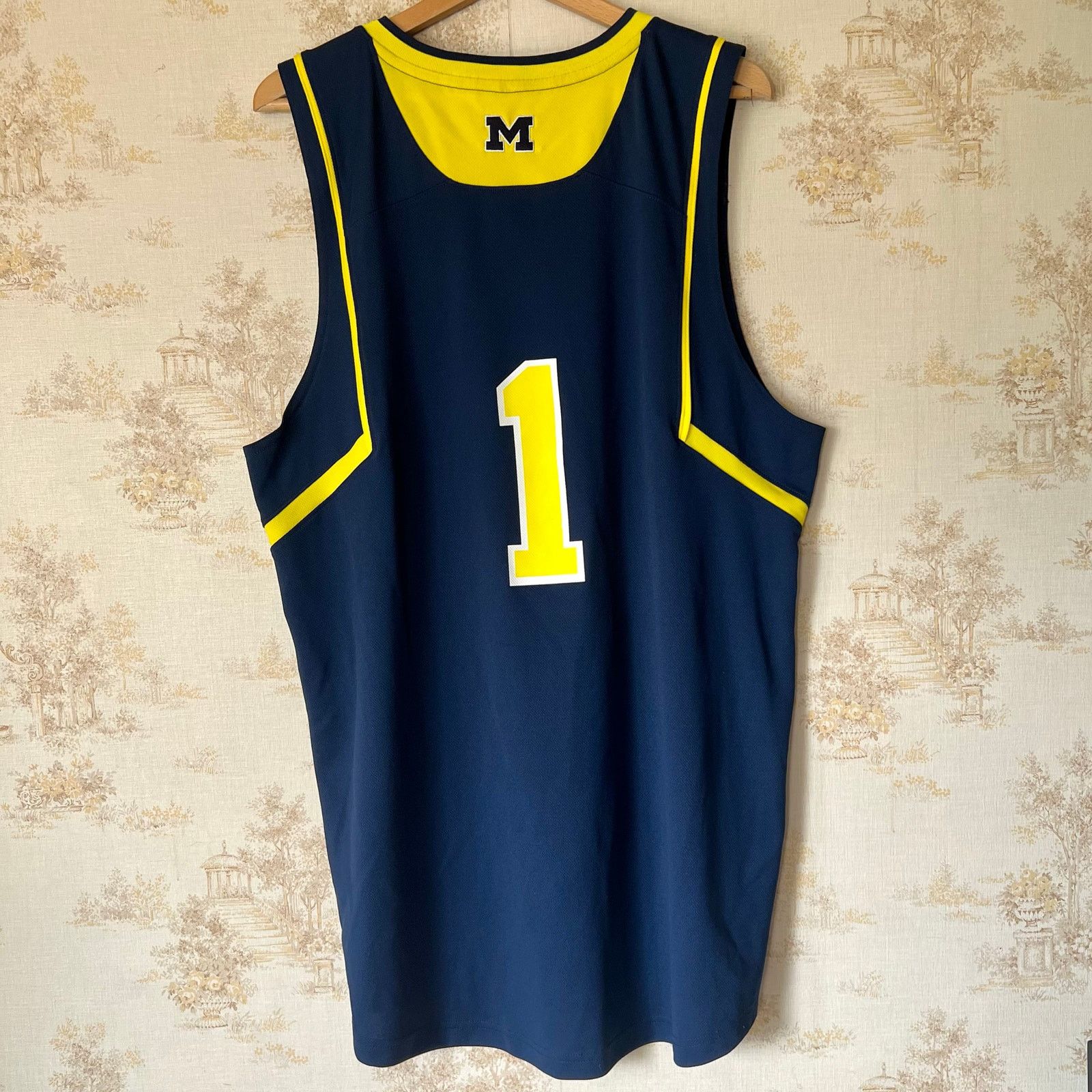 Adidas Michigan Wolverines Basketball Jersey | Glenn Robinson | XL Size US XL / EU 56 / 4 - 8 Thumbnail