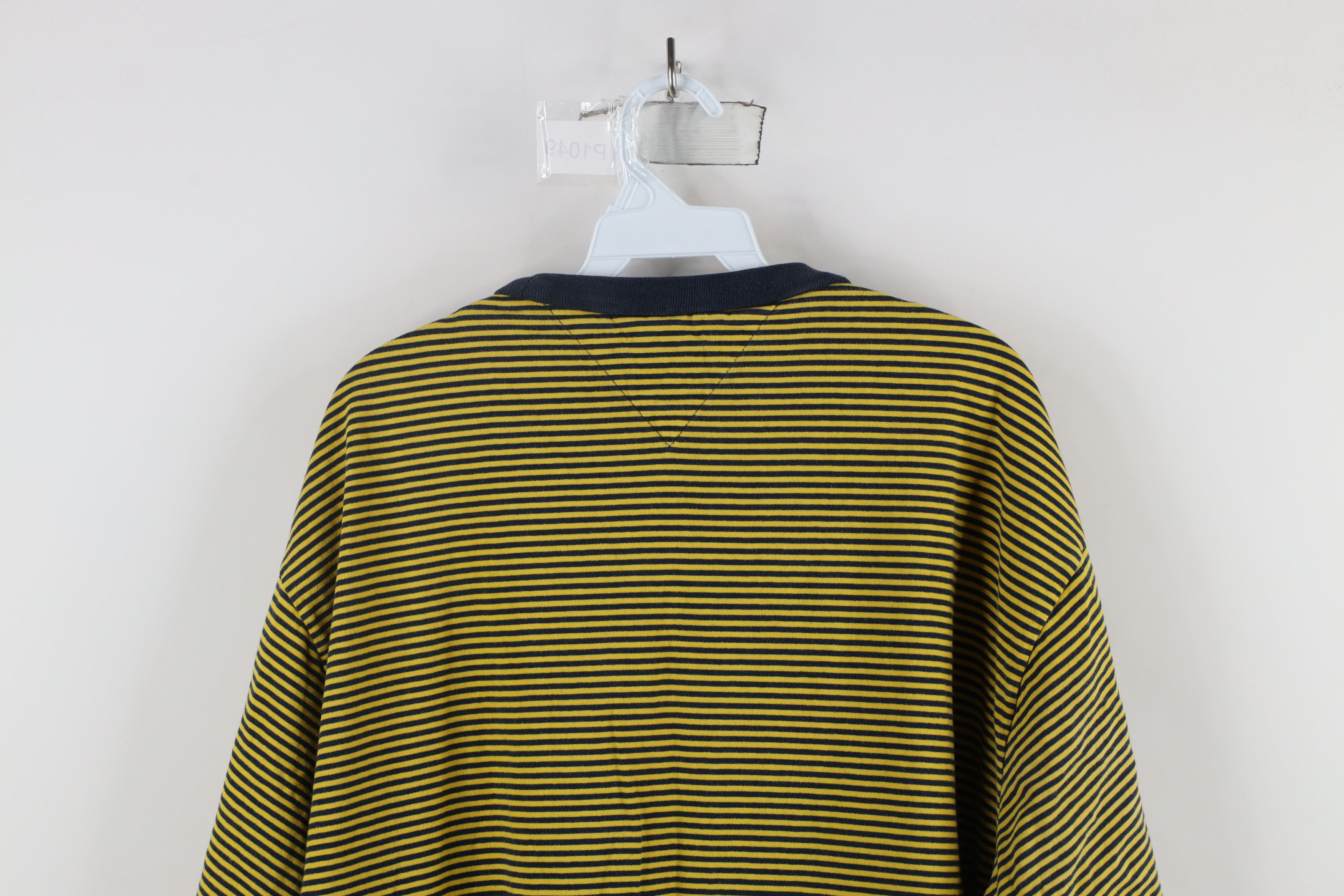 Tommy Hilfiger × Vintage Vintage 90s Tommy Hilfiger Short Sleeve T-Shirt Cotton Size US XL / EU 56 / 4 - 8 Thumbnail