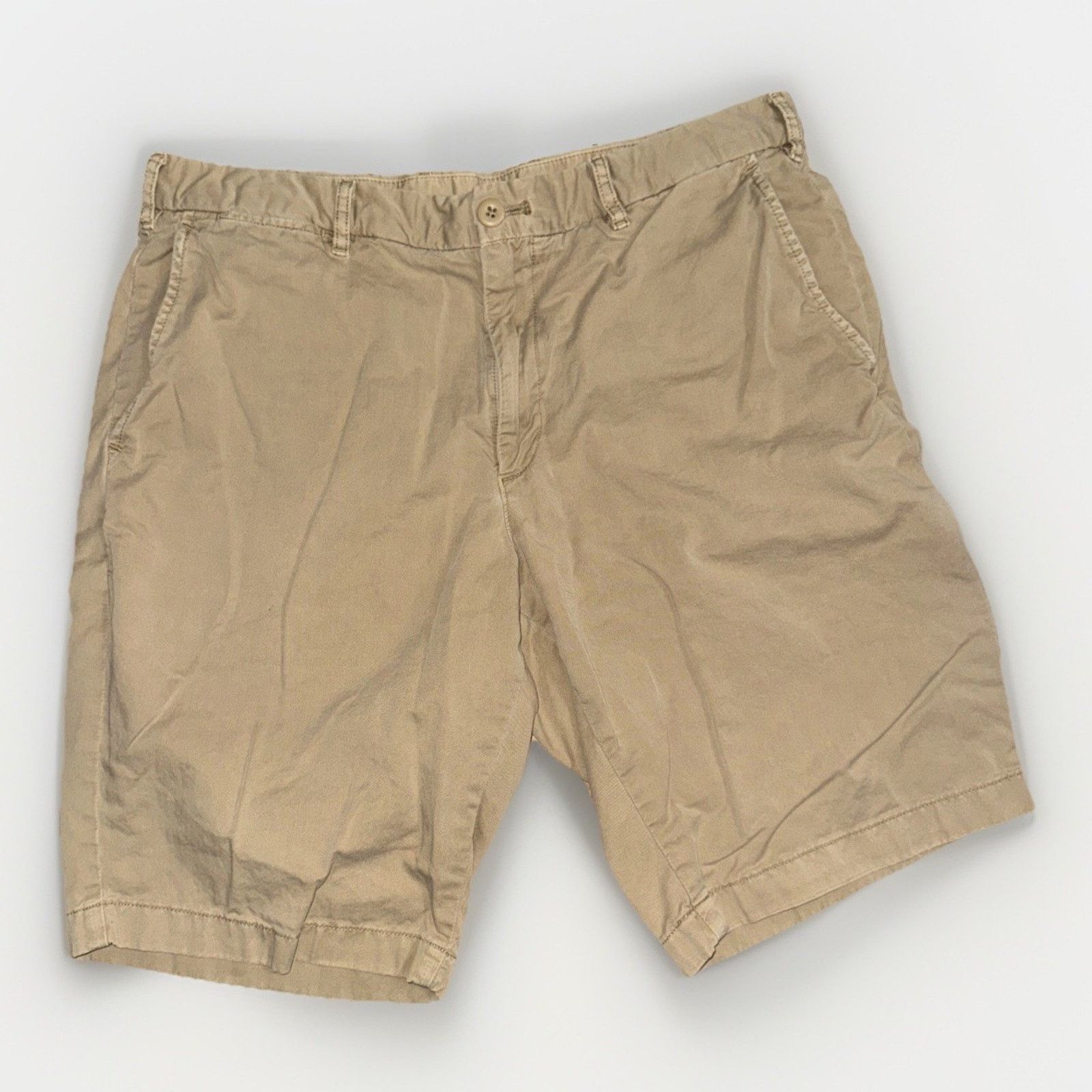 Uniqlo Uniqlo Chino Shorts Men’s 34 Tan Casual Flat Front Cotton Size US 34 / EU 50 - 1 Thumbnail