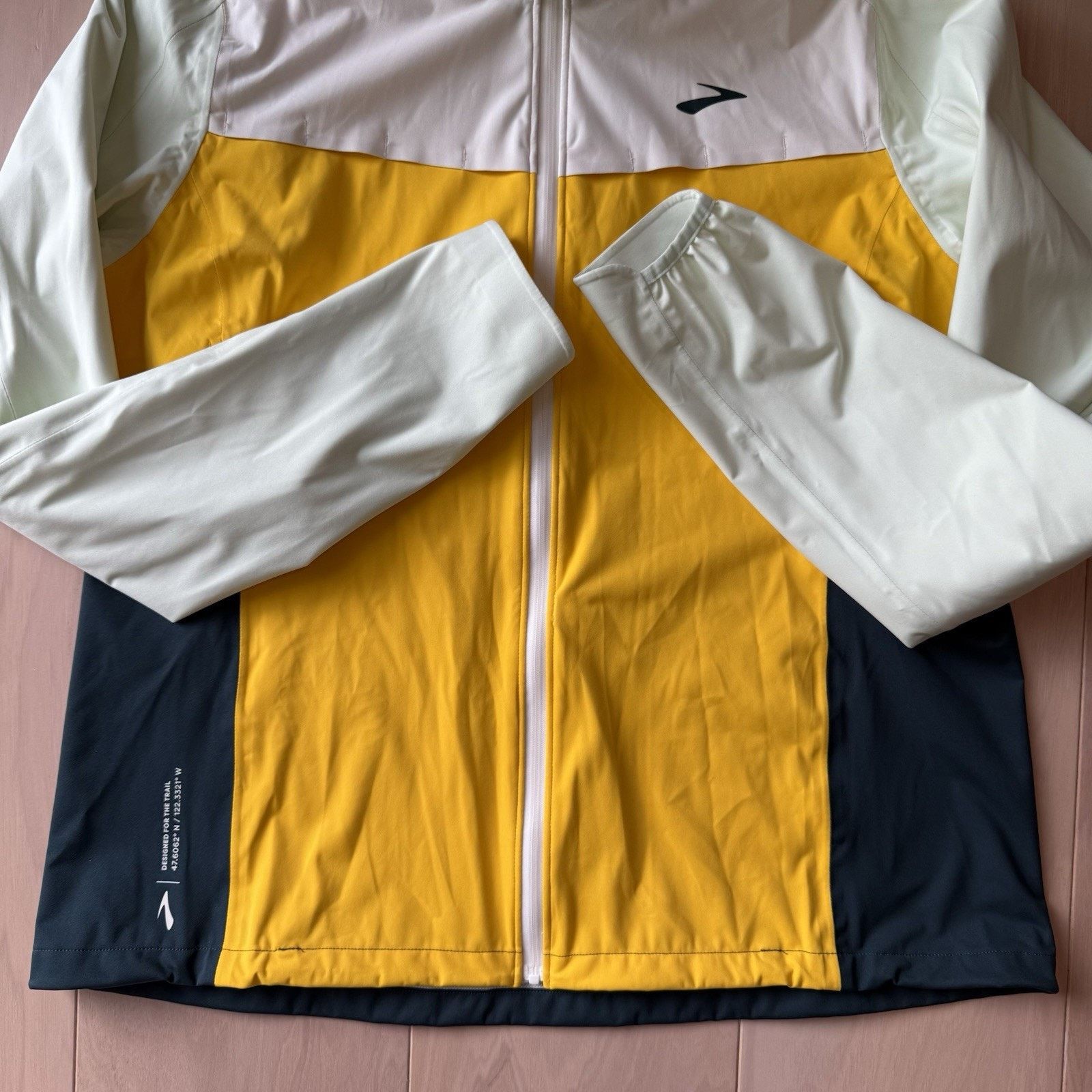 Brooks Brooks Running High Point Waterproof Jacket Women's Largevie Size L / US 10 / IT 46 - 5 Thumbnail