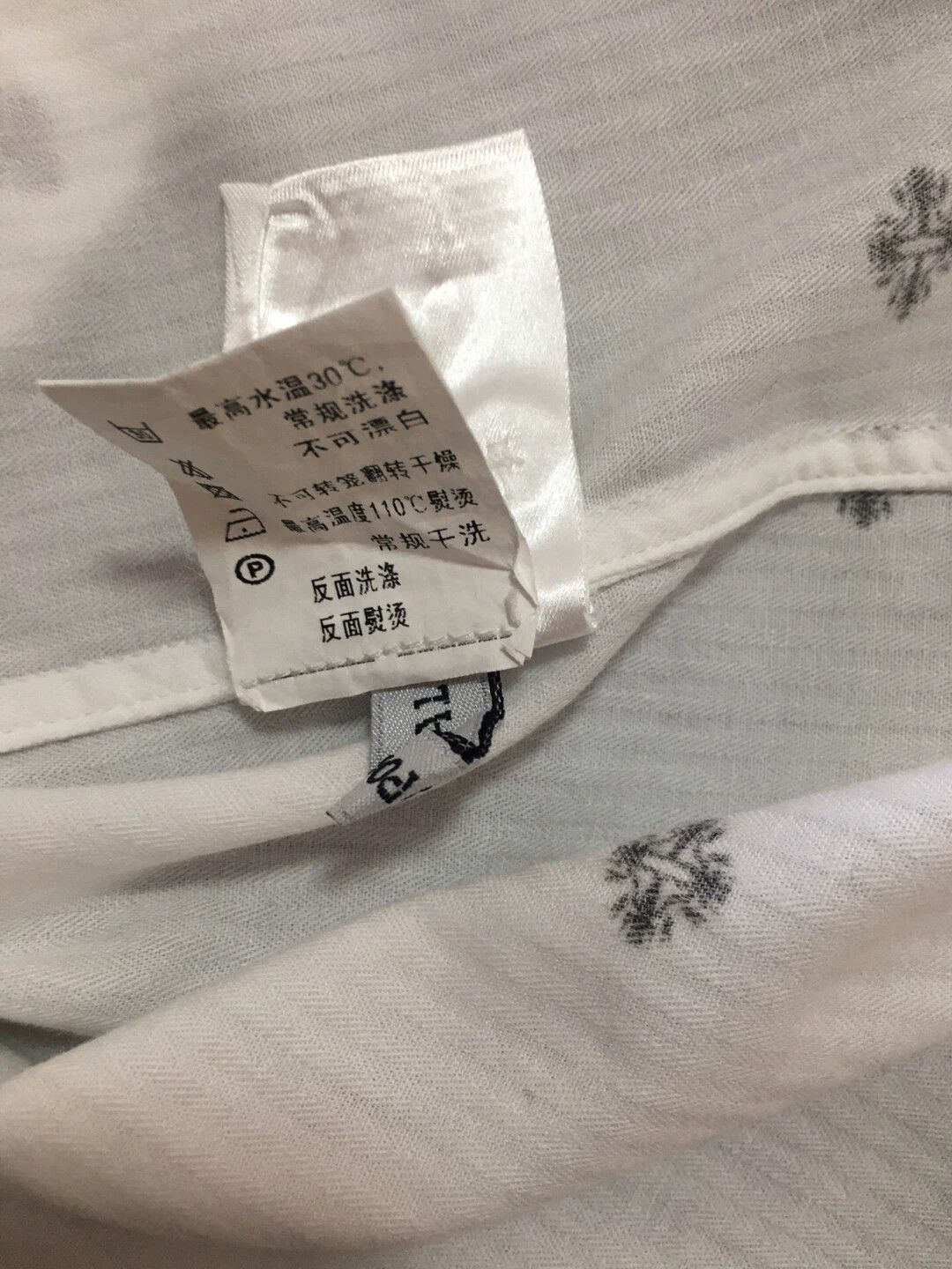 Ann Demeulemeester Ann Demeulemeester Printed Shirt XS Small Round Neck Size XS / US 0-2 / IT 36-38 - 9 Thumbnail