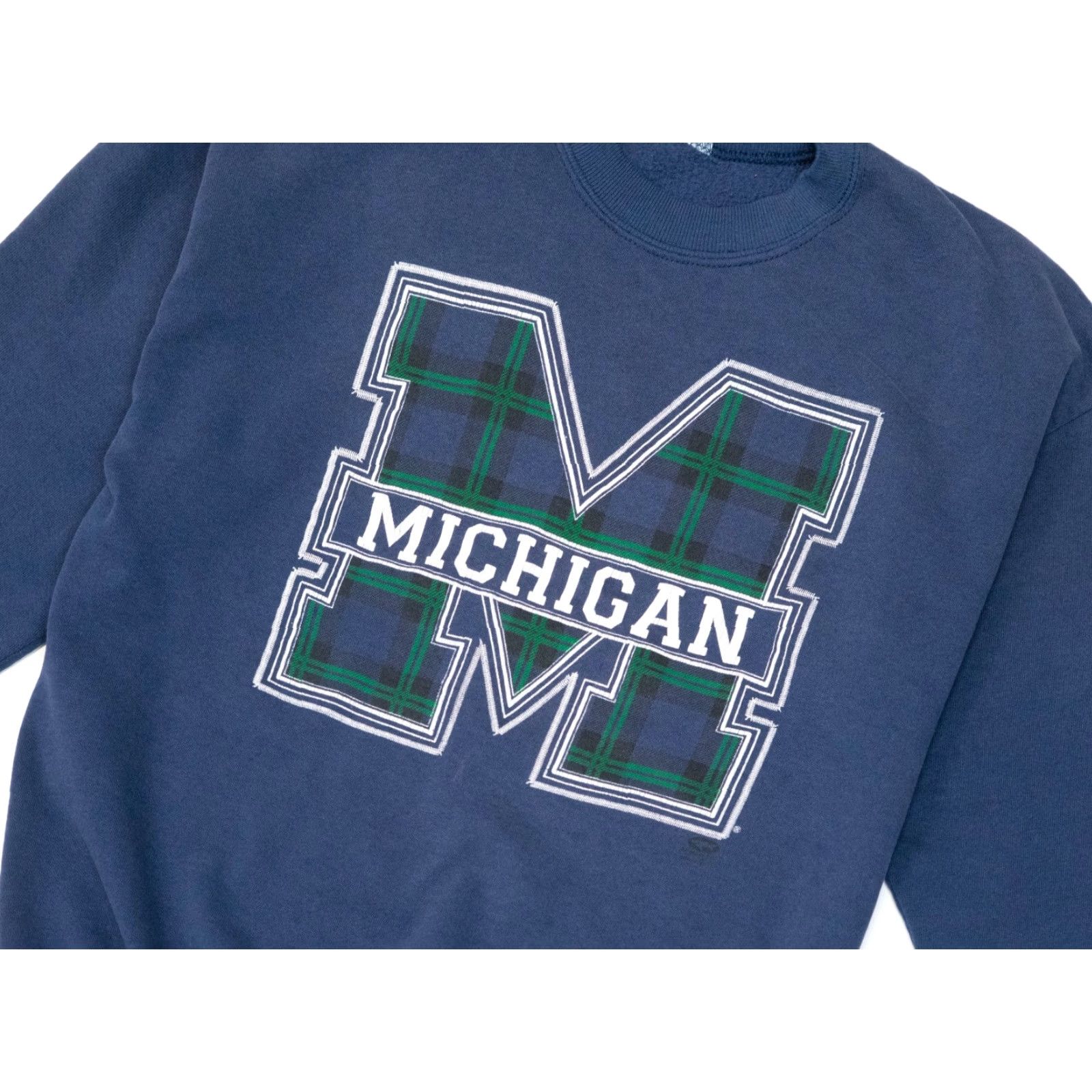 Fruit Of The Loom VINTAGE University of Michigan Sweatshirt Men L 90s Distressed NCAA Blue Nike Logo PullOver Regular Screened 90s College Sports VTG"> Size US L / EU 52-54 / 3 - 2 Thumbnail