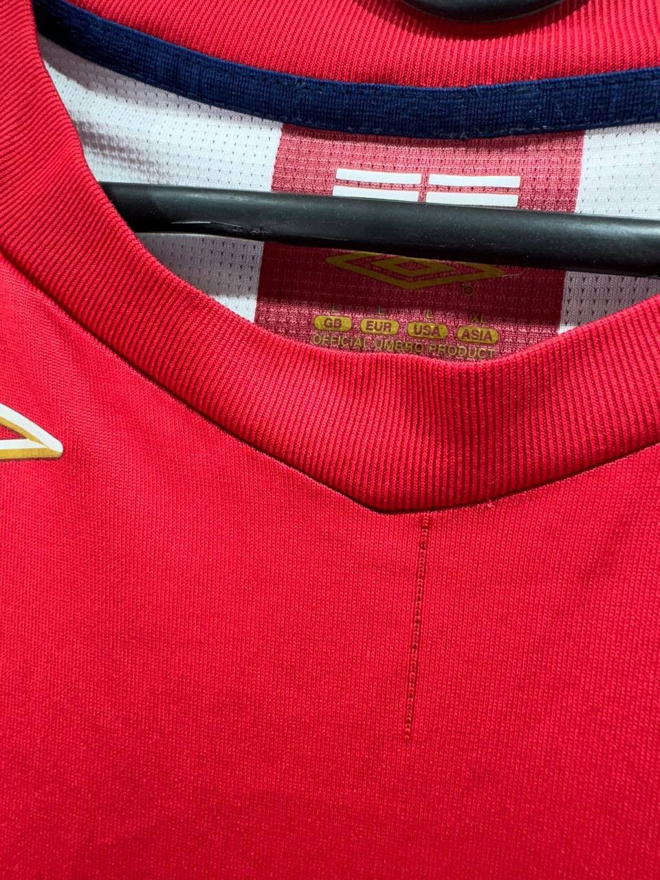 Umbro Umbro England 2006-2008 #4 GERRARD Football Soccer Jersey Size US L / EU 52-54 / 3 - 5 Thumbnail