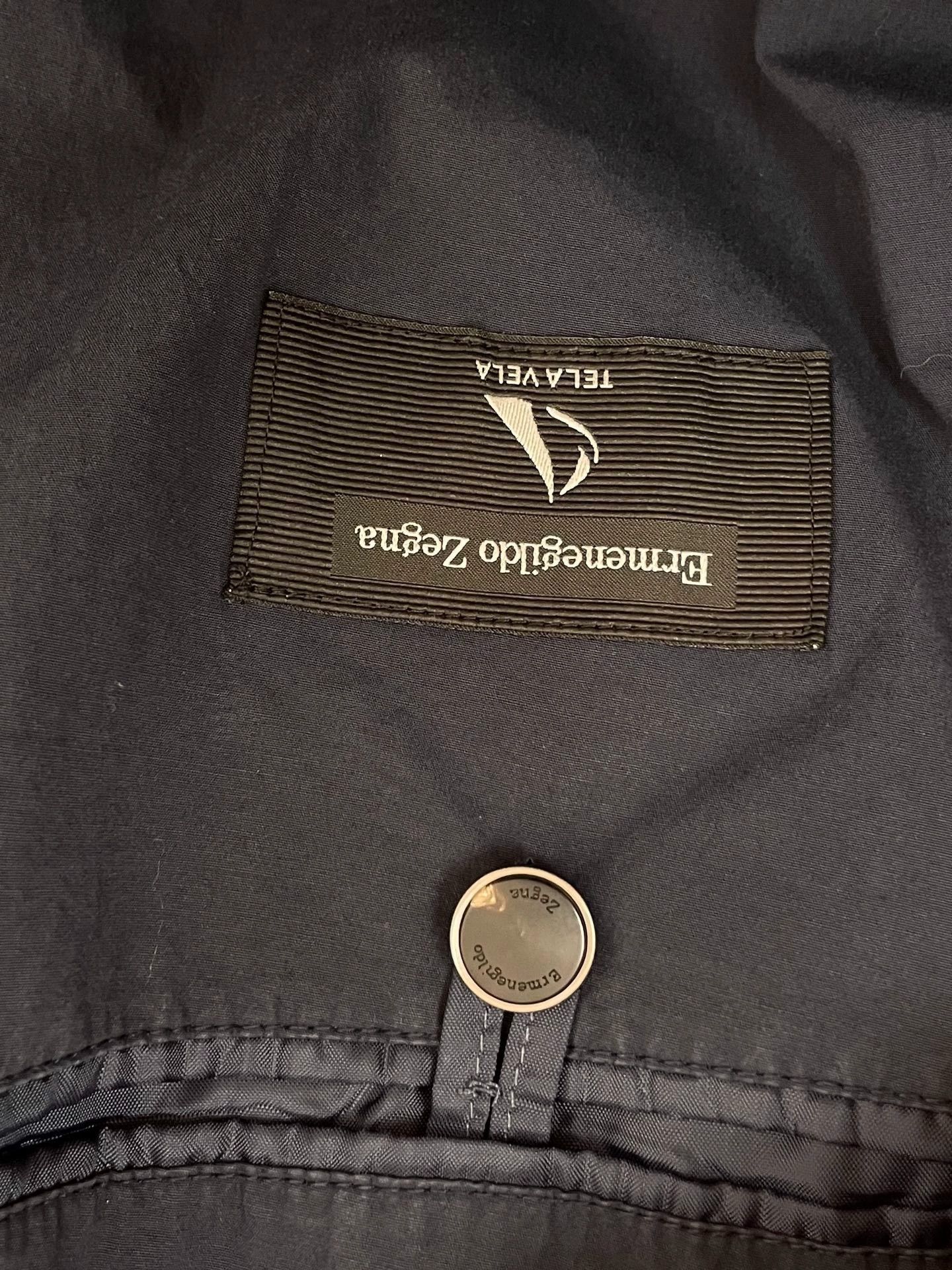 Ermenegildo Zegna EZ Spring/Summer Lightweight Navy Blue Blazer 52 2x Worn Size 52R - 3 Thumbnail