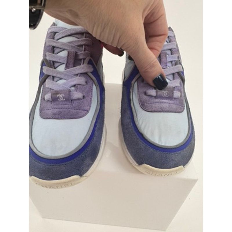 Chanel Chanel CC Logo Suede Runner Sneakers G34360 – Size 37 Size US 6 / IT 36 - 9 Thumbnail