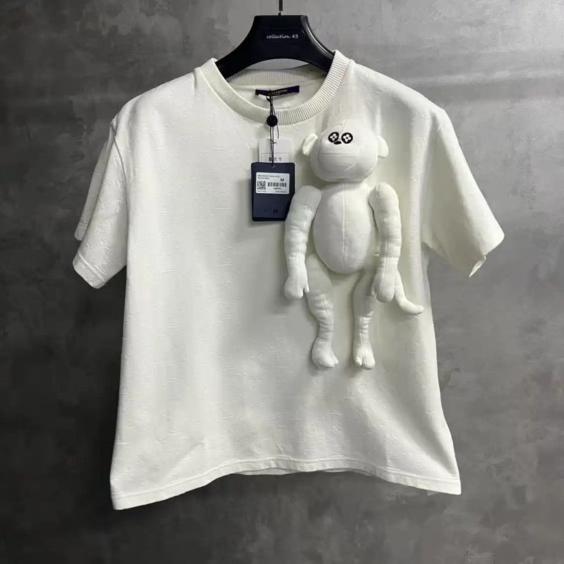 Louis Vuitton Louis Vuitton Men's Cotton T-Shirt with Plush Toy 0089 Size US M / EU 48-50 / 2 - 1 Thumbnail