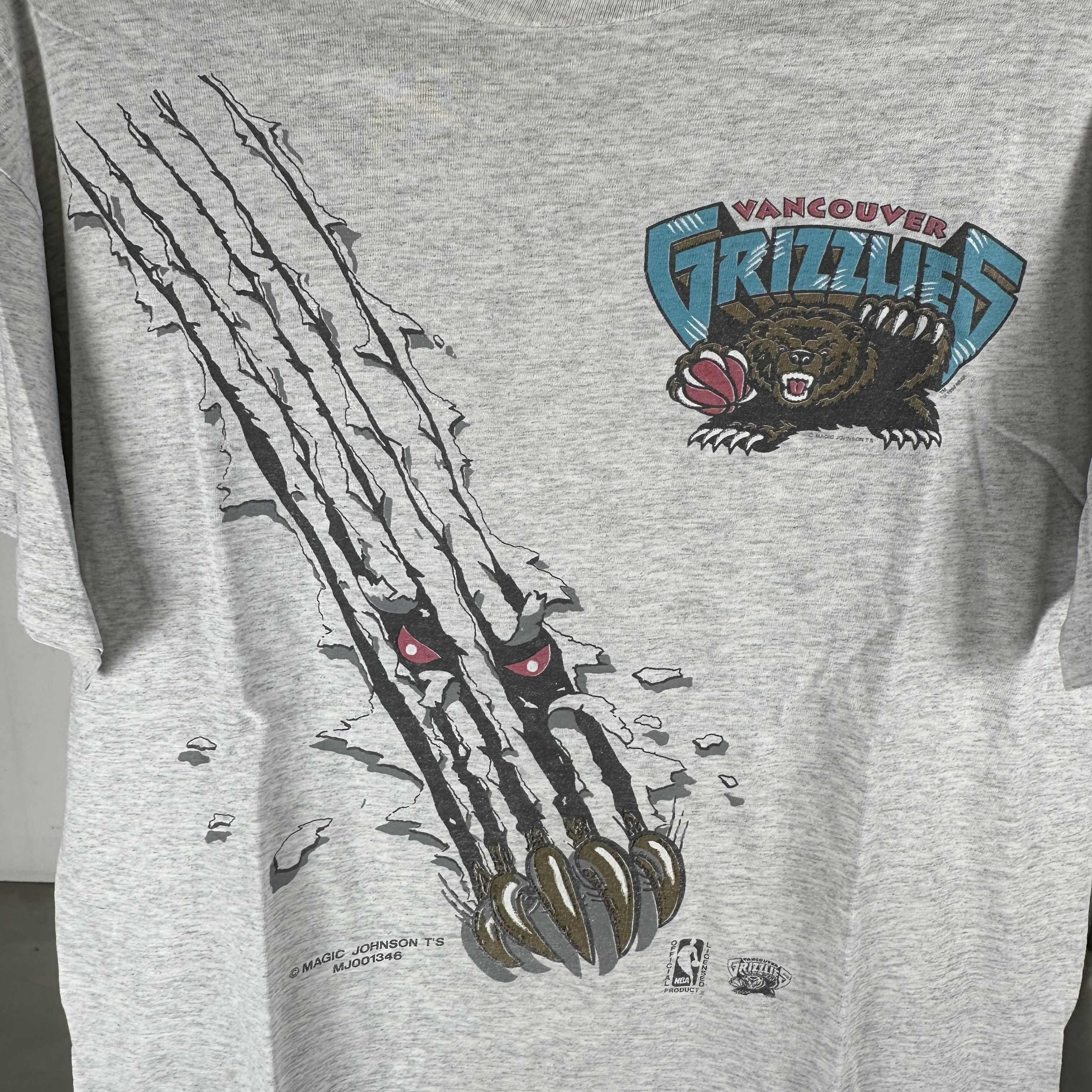 Vintage Vintage 1994 Vancouver Grizzlies NBA Graphic Large T-Shirt Size US L / EU 52-54 / 3 - 2 Thumbnail