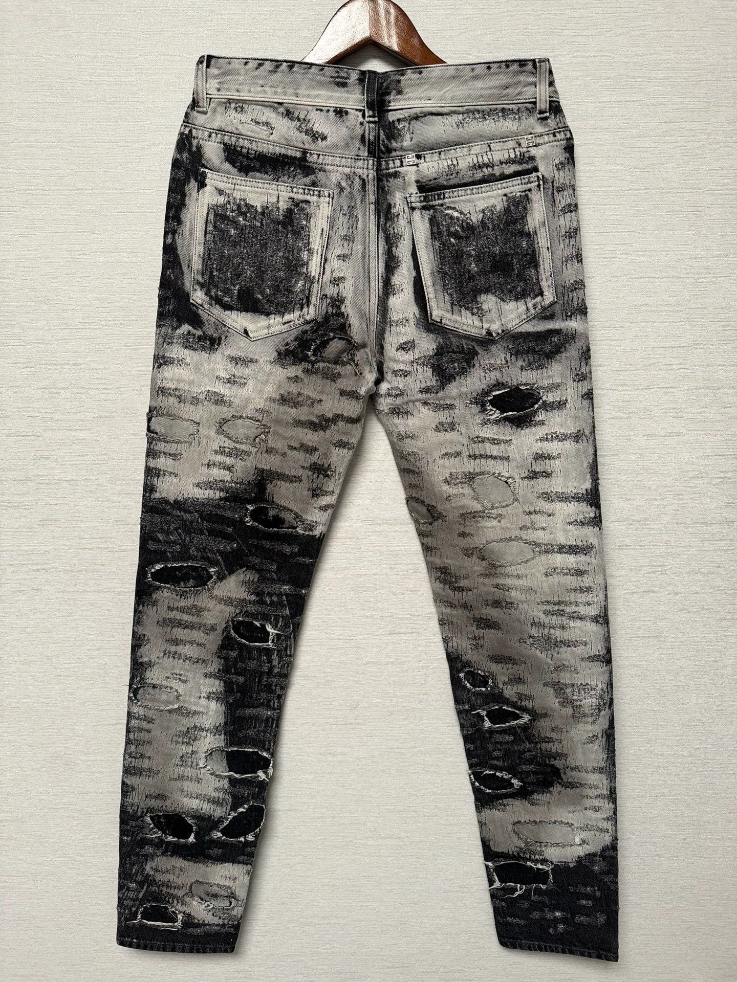 Givenchy Givenchy Cow Print Boro Distressed Embroidered Jeans Travis Size US 30 / EU 46 - 3 Thumbnail