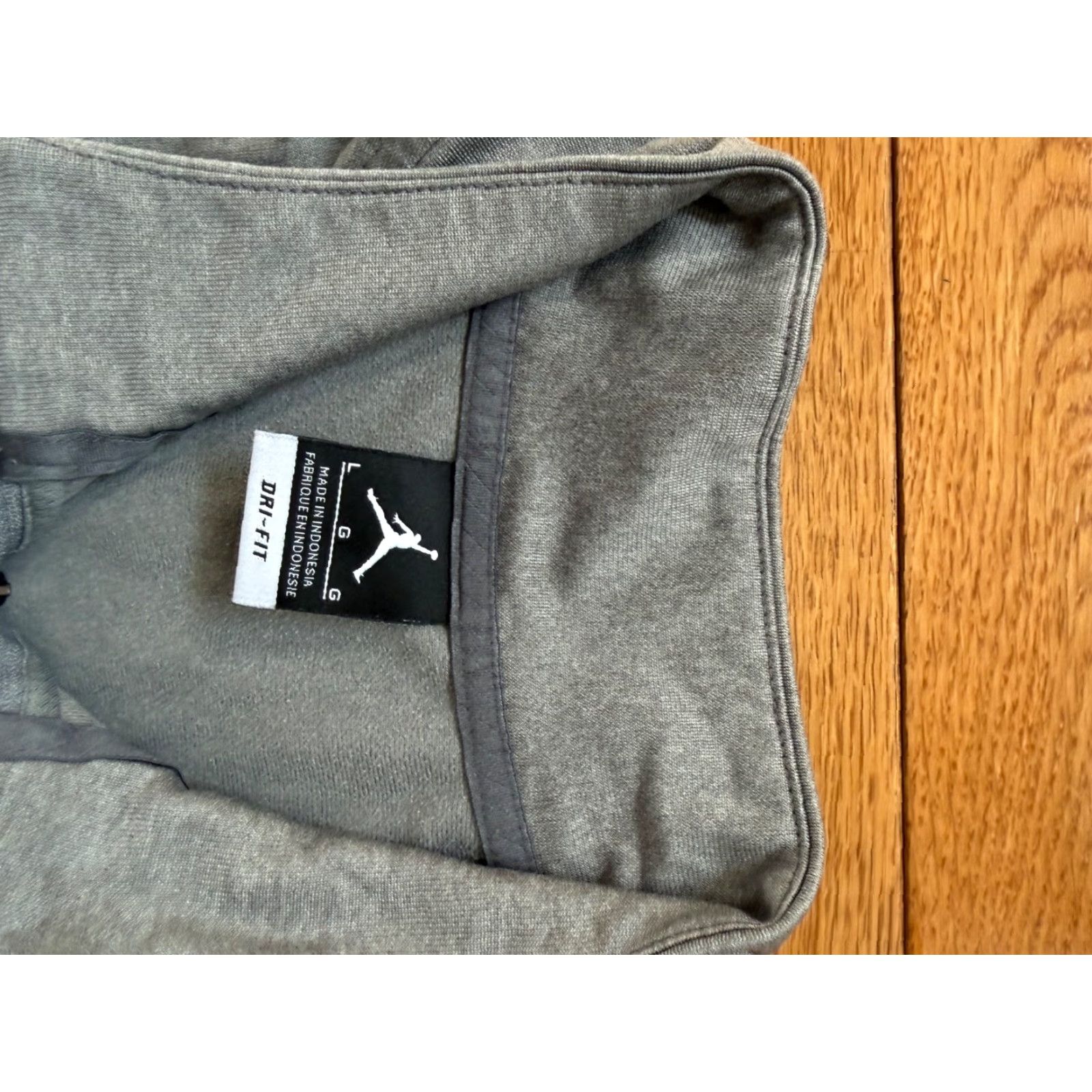 Jordan Brand Jordan Dri-Fit Shirt Pullover Long Sleeve Gray L Mens 1/4 Zip Light Breathable Size US L / EU 52-54 / 3 - 4 Thumbnail