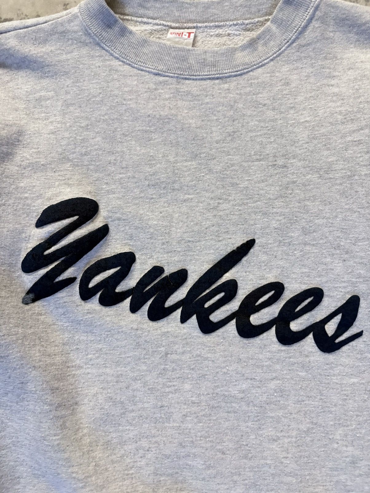 MLB 70’s NY Yankees Vintage Puff Print Graphic Crewneck Sweat Size US M / EU 48-50 / 2 - 2 Thumbnail