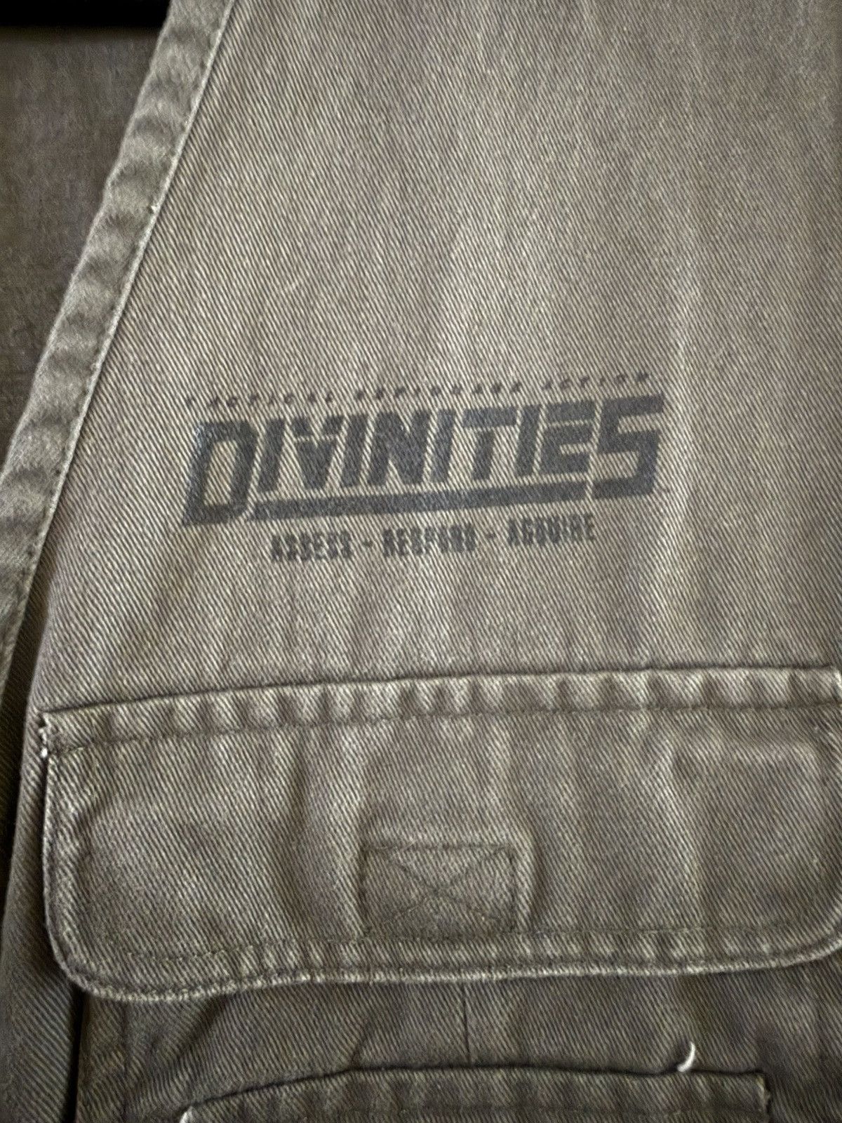 DIVINITIES Divinities anime vest Size US L / EU 52-54 / 3 - 3 Thumbnail