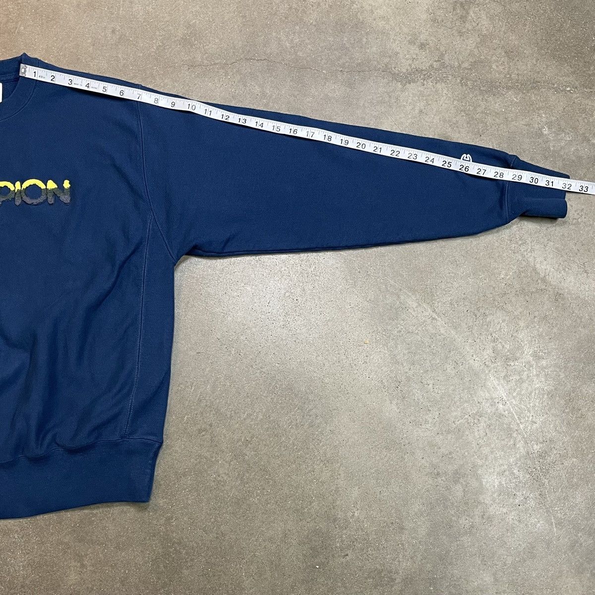 Champion Vintage 90s Champion Reverse Weave Crewneck Sweatshirt Logo Size US M / EU 48-50 / 2 - 6 Thumbnail