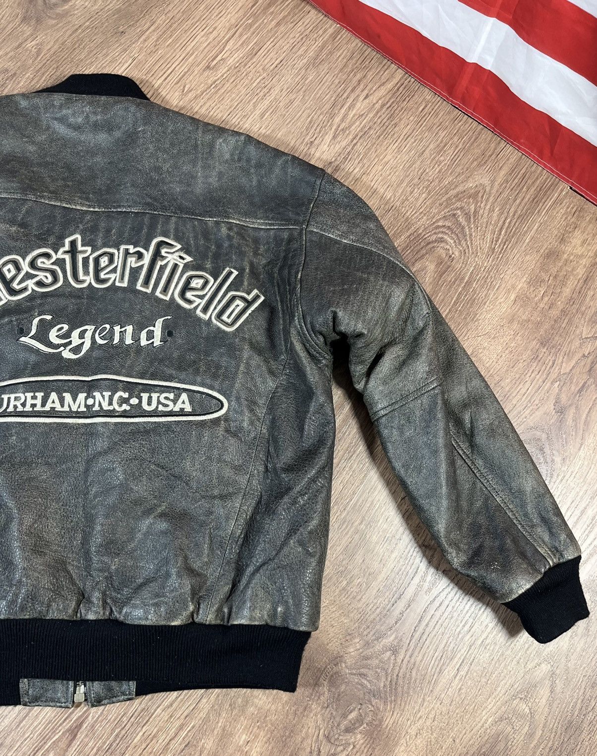 Leather Vintage Chesterfield Leather Jacket she is alone Size US L / EU 52-54 / 3 - 17 Thumbnail