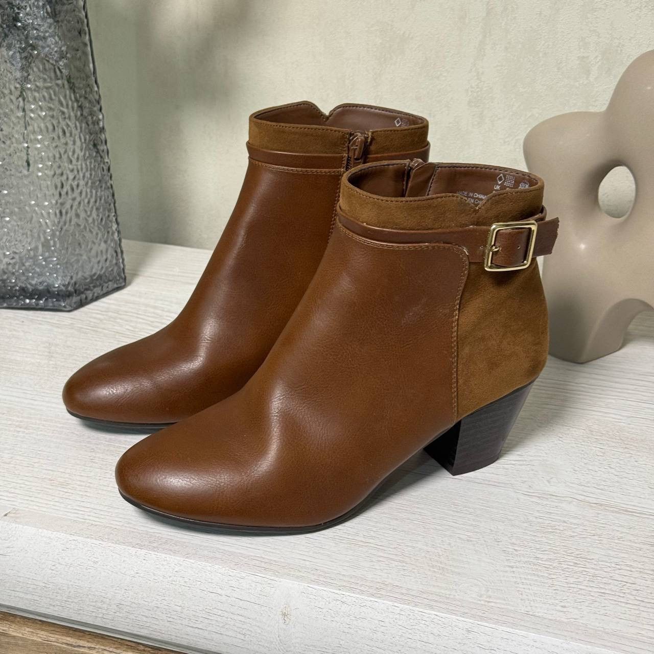 Sci-Fi Fantasy F&F brown suede boots with 6 cm heel, size 39 Size US 9 / IT 39 - 7 Thumbnail