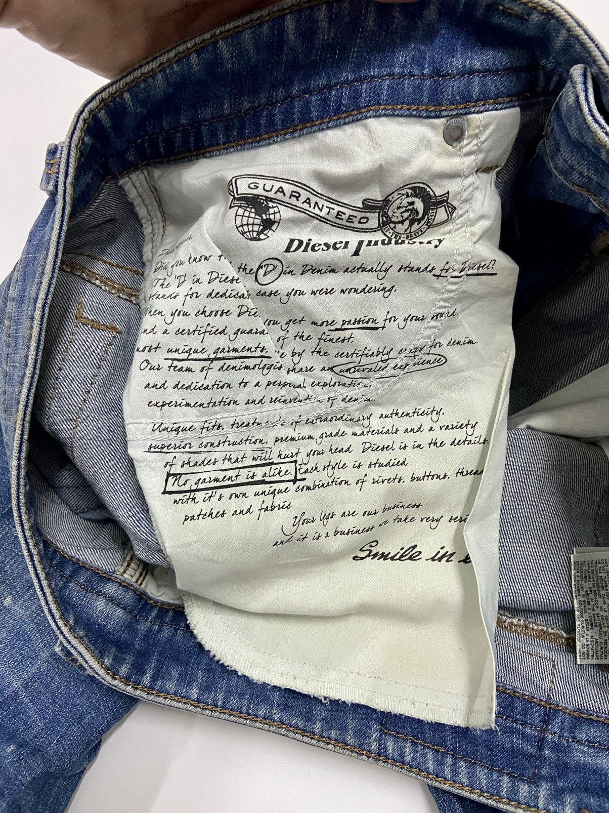 Diesel DIESEL DISTRESSED JEANS Size US 31 - 15 Thumbnail