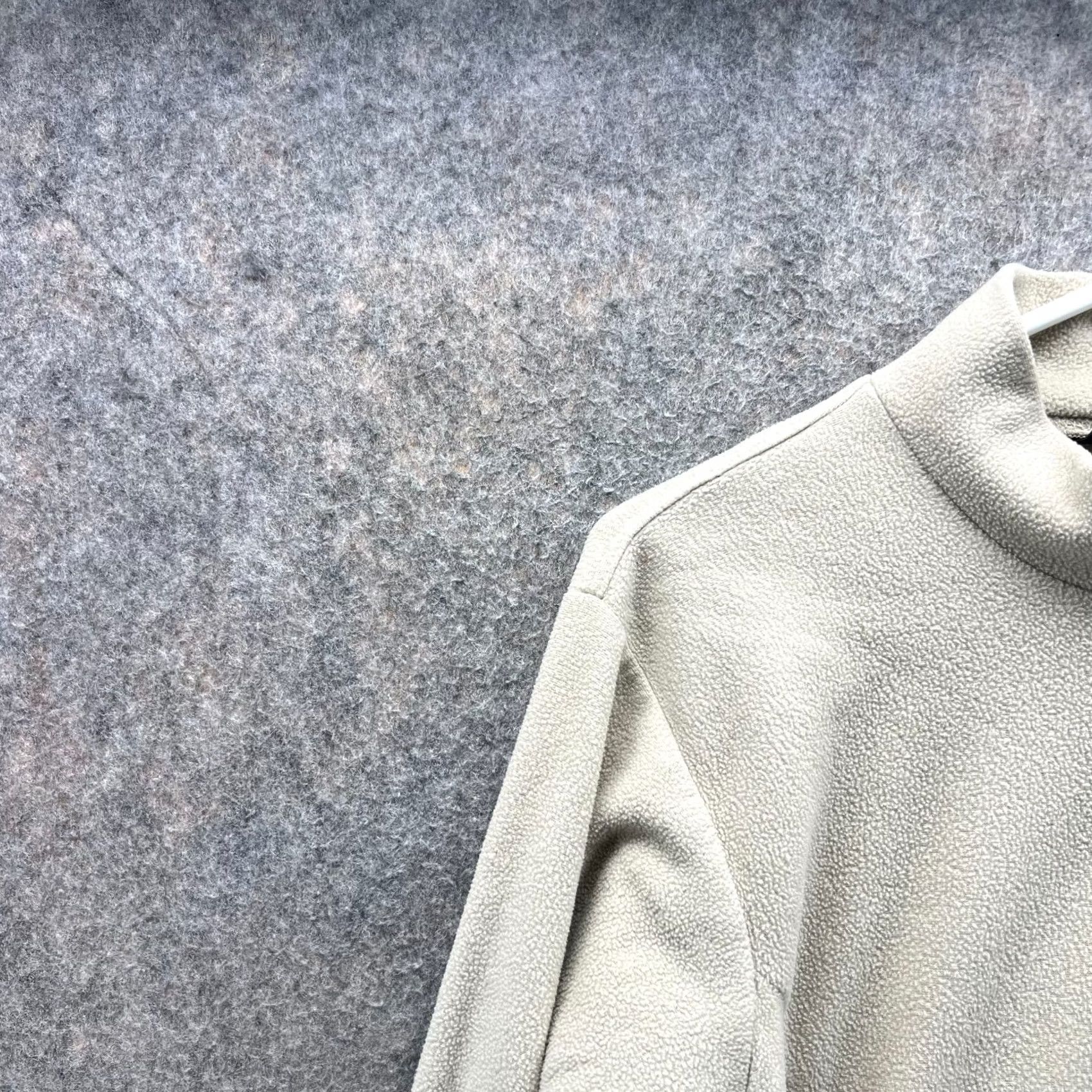 Vintage REI Sweater Women Medium Khaki 1/2 Zip Pullover Fleece Polyester Vintage Jacket Size M / US 6-8 / IT 42-44 - 5 Thumbnail