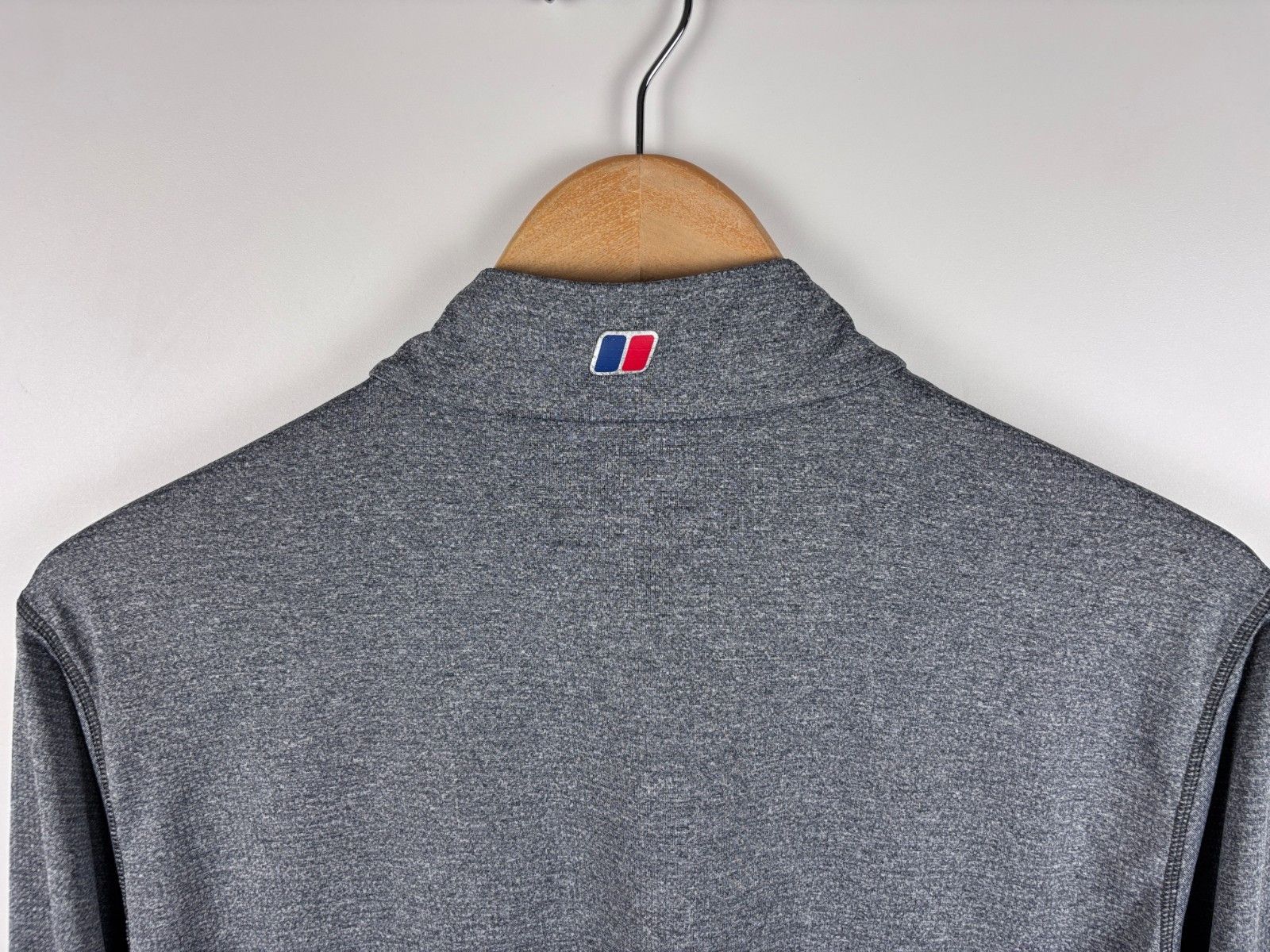 Berghaus Berghaus Argentium Base Layer Activewear Top Longsleeve M Size US M / EU 48-50 / 2 - 6 Thumbnail