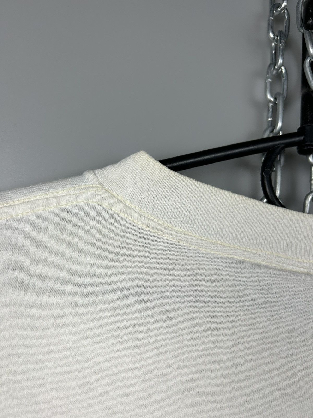 Vintage Vintage 90s Baywatch Tv Serie Caroline Holden T shirt Size US L / EU 52-54 / 3 - 19 Thumbnail
