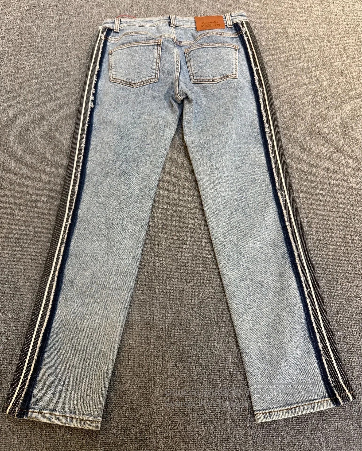 Japanese Brand Alexander McQueen Women's New Jeans. Size 29" - 3 Thumbnail