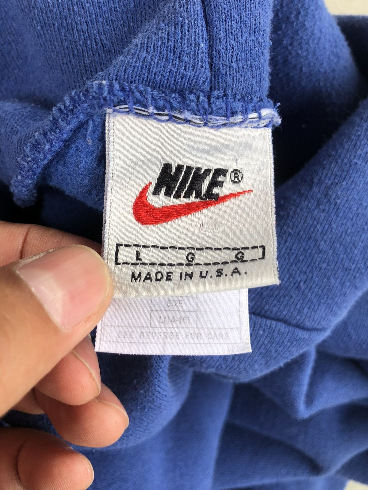 Nike Vintage 90s Nike Embroidered Logo Size US S / EU 44-46 / 1 - 21 Thumbnail