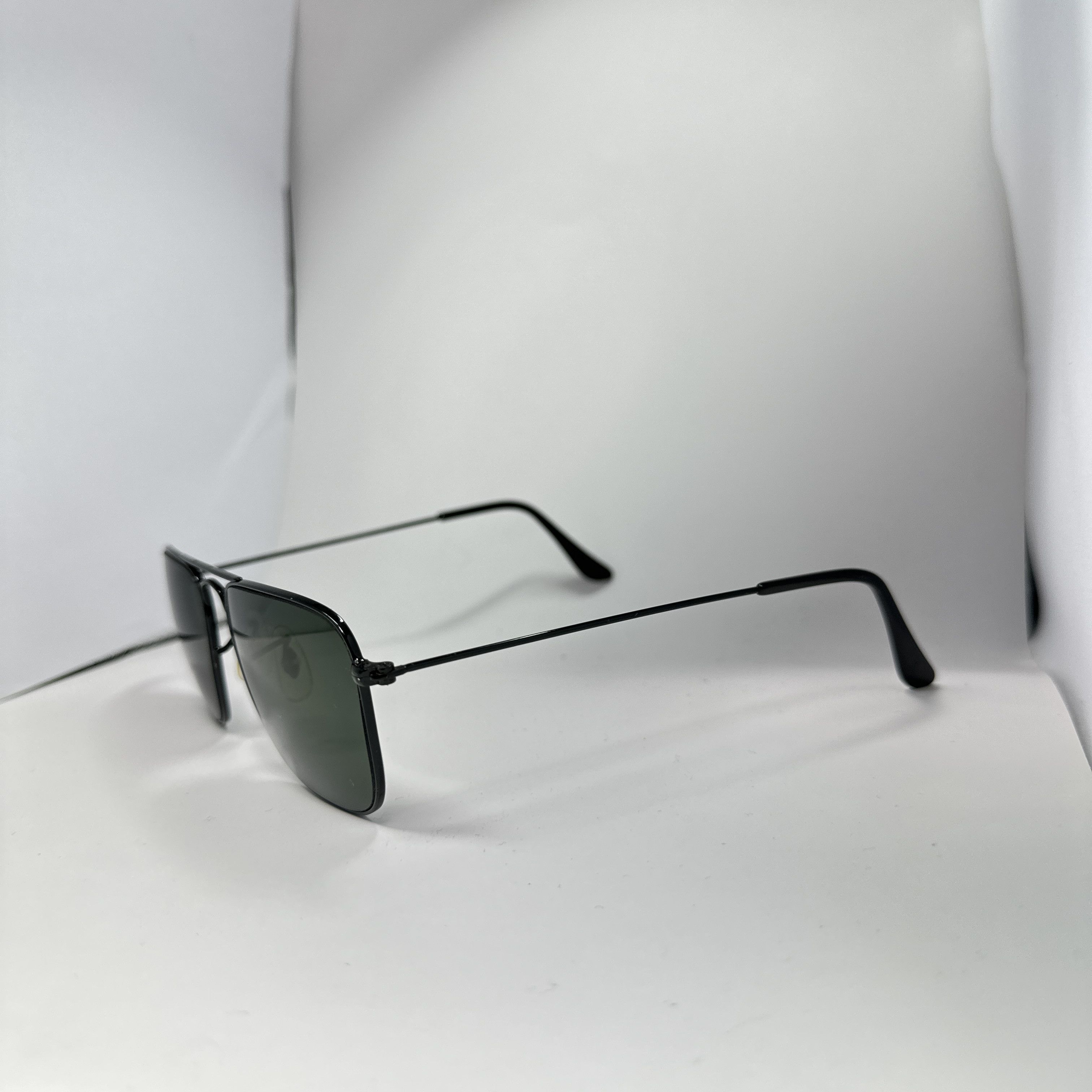 RayBan Vintage Avant Garde Ray-Ban Sunglasses Y2K Size ONE SIZE - 3 Thumbnail