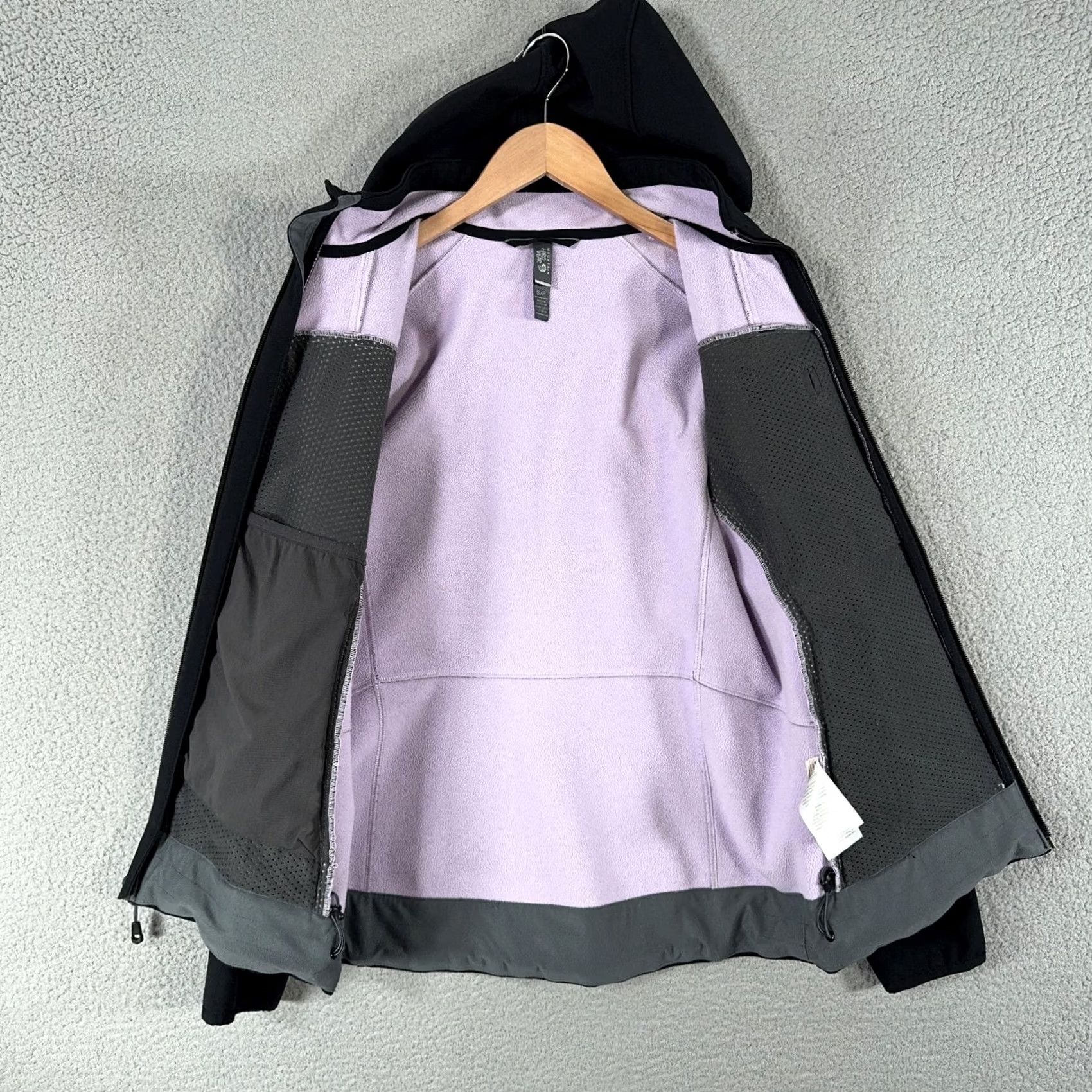 Mountain Hardwear Mountain Hardwear Womens Small Black Hooded Softshell Jacket Lined Fleece Zip Pockets Windbreaker Outdoor B0oks Size S / US 4 / IT 40 - 7 Thumbnail