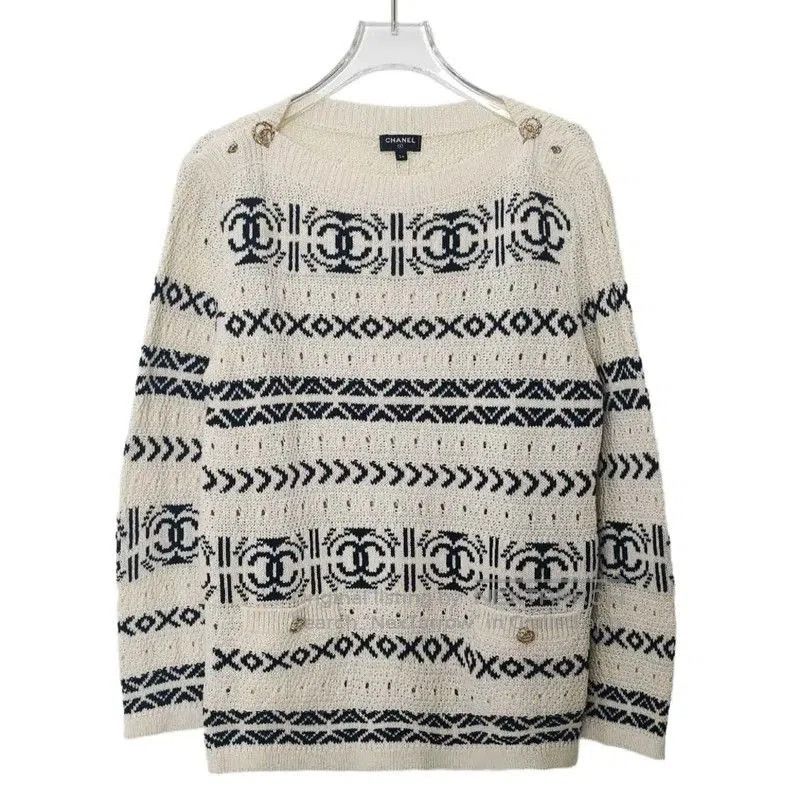 Chanel Chanel White Cotton Blend Pullover Sweater . Size M / US 6-8 / IT 42-44 - 1 Thumbnail