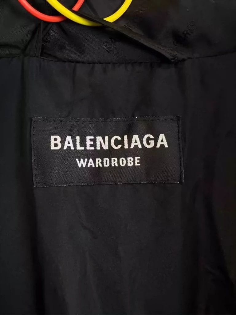 Balenciaga Balenciaga Bullet screen with dark stripes is full of LOGO Size US M / EU 48-50 / 2 - 5 Thumbnail