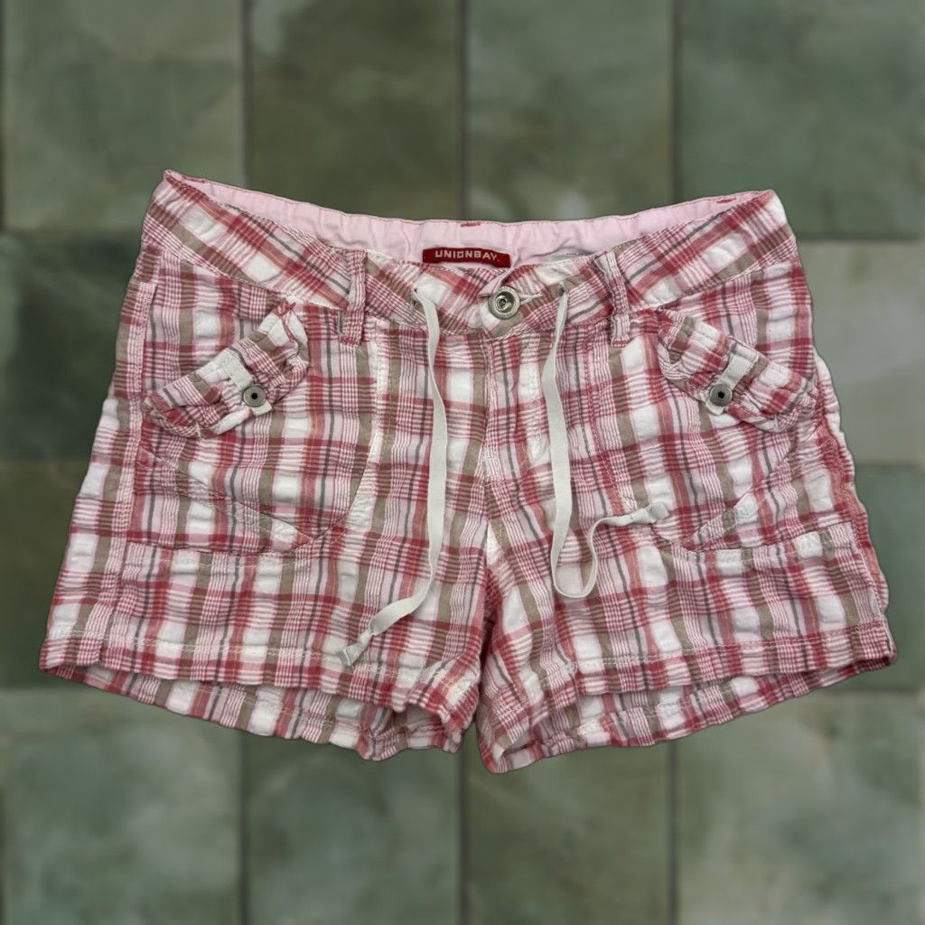 Vintage VINTAGE Union Bay Shorts Womens 5 Khaki Hipster Y2K Short Shorts Drawstring Pink 90s Classic Hipster 3 in Inseam Womens Size 27" / US 4 / IT 40 - 1 Thumbnail