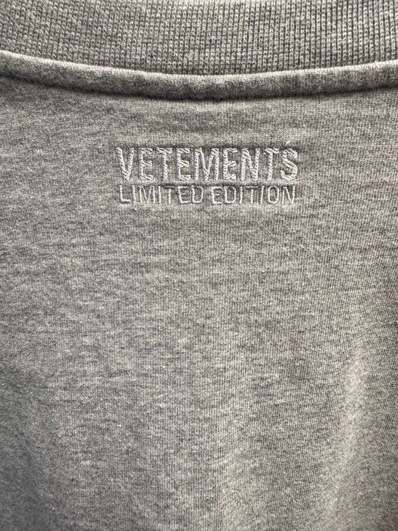 Vetements Vetements Long Sleeve OG Trendy Top - Size S - Gold Size Size US M / EU 48-50 / 2 - 5 Thumbnail