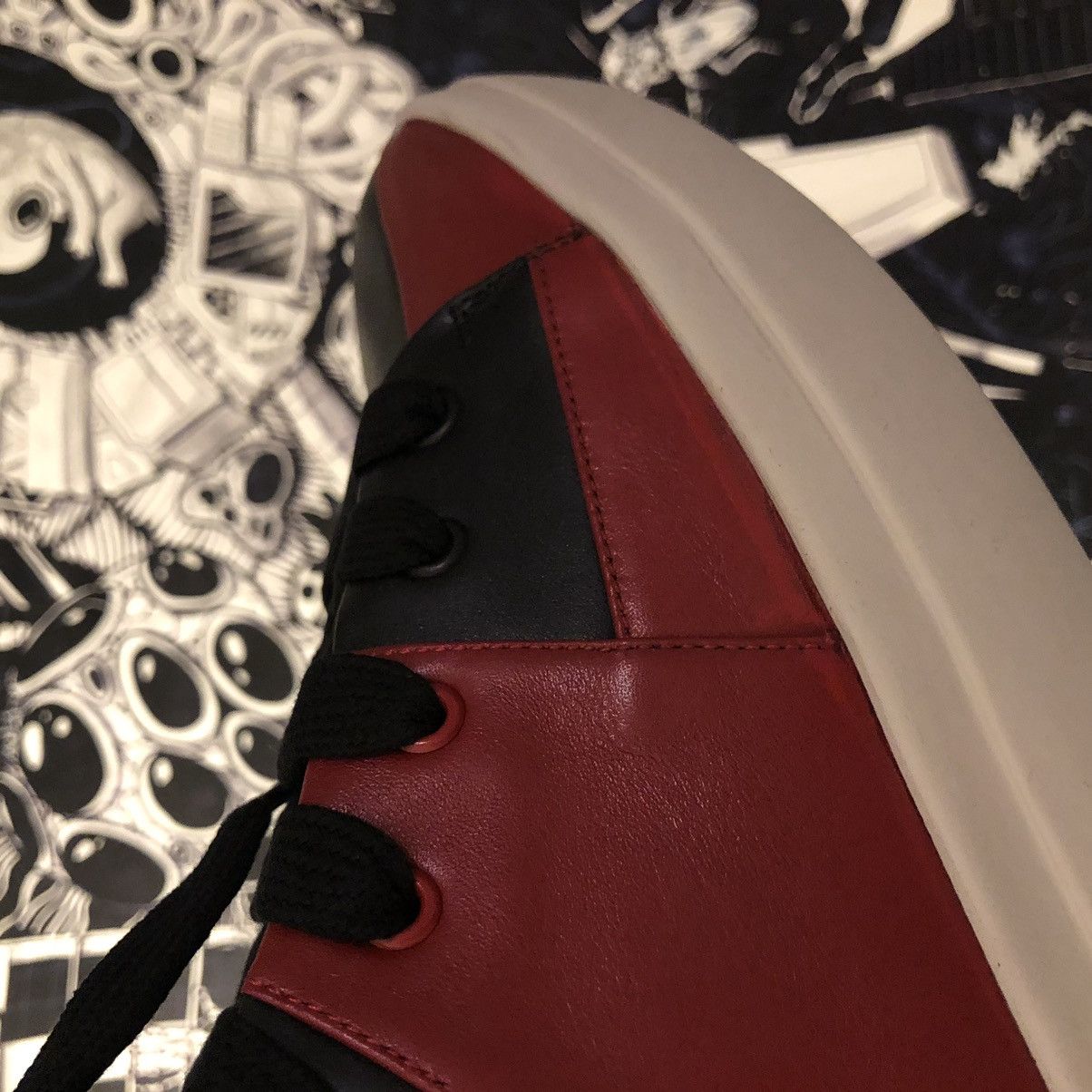 Represent Clo. SAMPLE SS18 The Alpha Mid Black / Red Bred Size US 10 / EU 43 - 14 Thumbnail