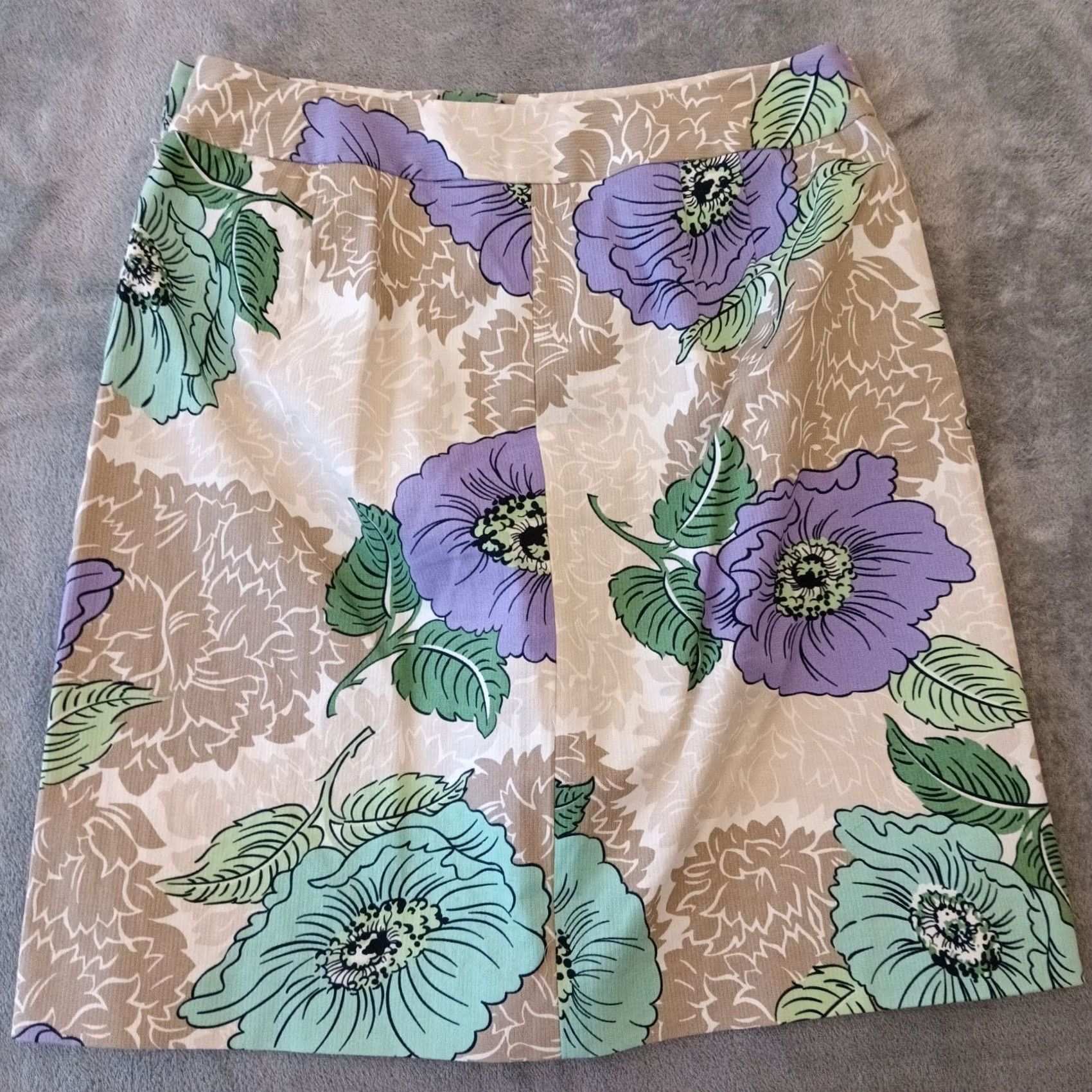 Ann Taylor Ann Taylor Skirt Short Gray Purple Floral Side Zip Pleated Cotton Blend Size 2 Womens Pencil Size 26" / US 2 / IT 38 - 2 Thumbnail