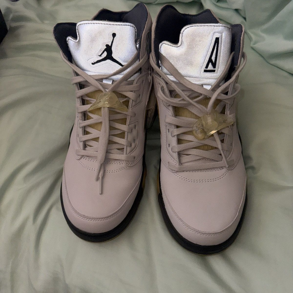 A Ma Maniere × Jordan Brand a ma maniere jordan 5 dawn Size US 11.5 / EU 44-45 - 5 Thumbnail
