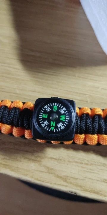 Other Compass Climb Keychain Buckle Paracord Keychain Backpack Size ONE SIZE - 5 Thumbnail