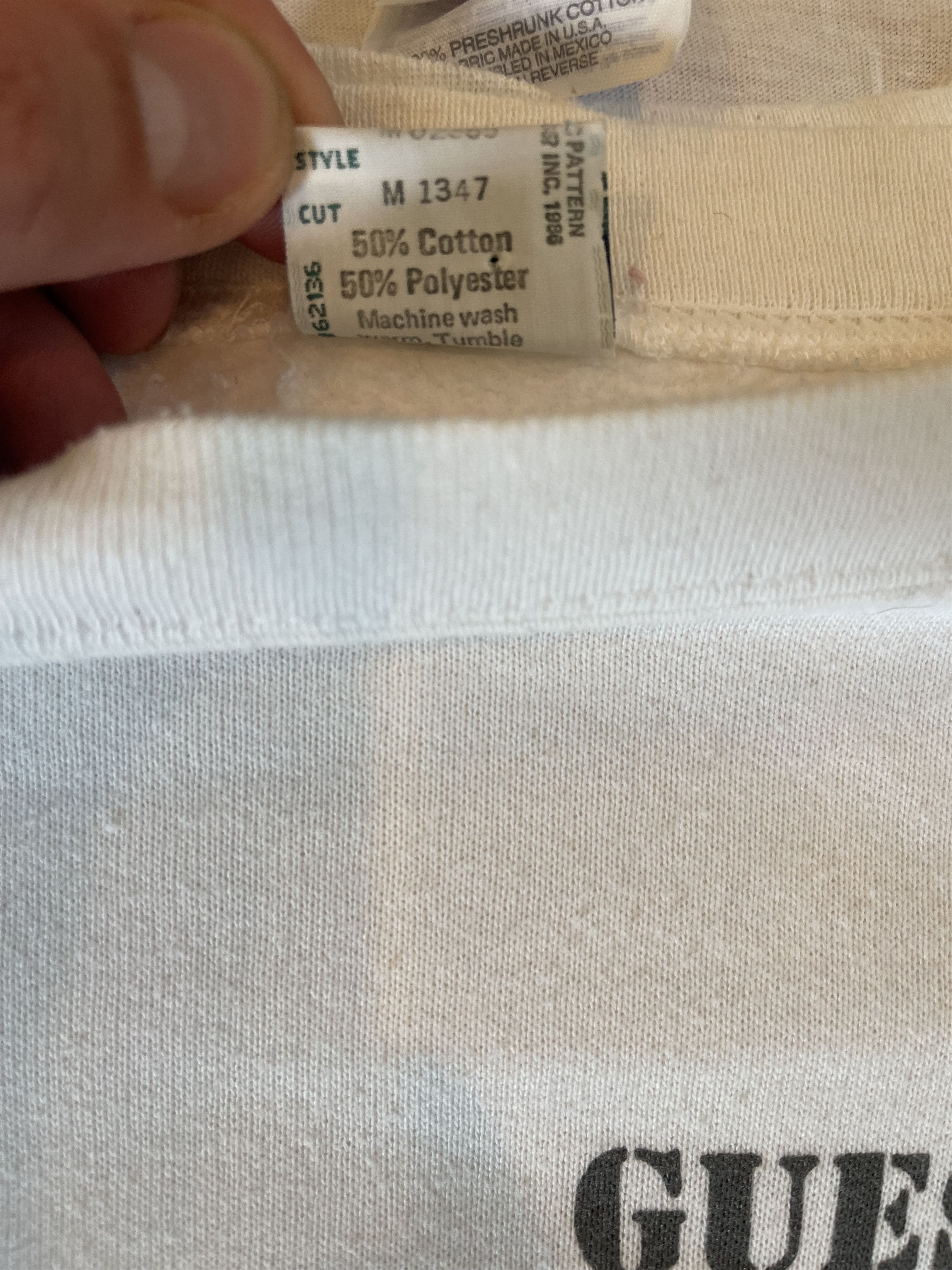 Guess × Vintage 1986 Guess Mens Football Player Graphic Crewneck Size US XL / EU 56 / 4 - 6 Thumbnail