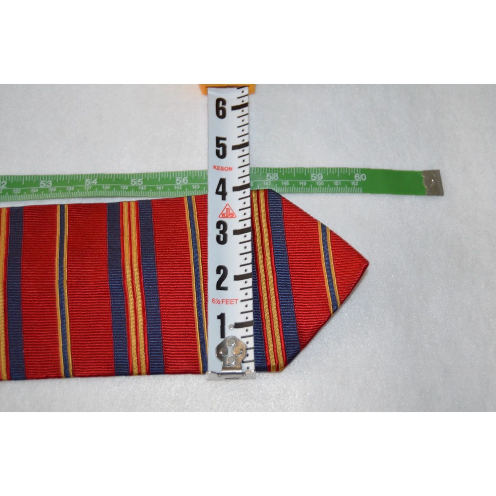 Jos. A. Bank VINTAGE JOS A BANK Tie Made in ITALY Red STRIPES Luxury Necktie Men 57"-60" 100% Silk Classic Width Size ONE SIZE - 5 Thumbnail