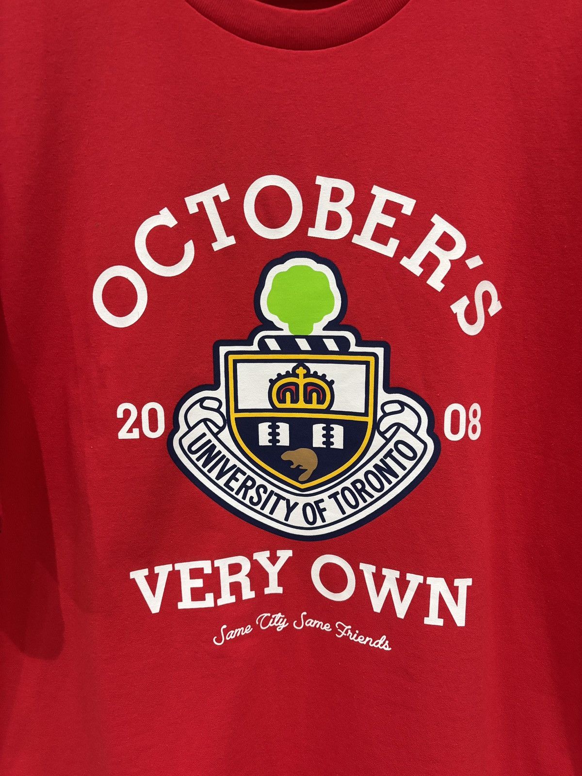 October's Very Own OVO U Of T Crest T-shirt Red Size: L Size US L / EU 52-54 / 3 - 2 Thumbnail