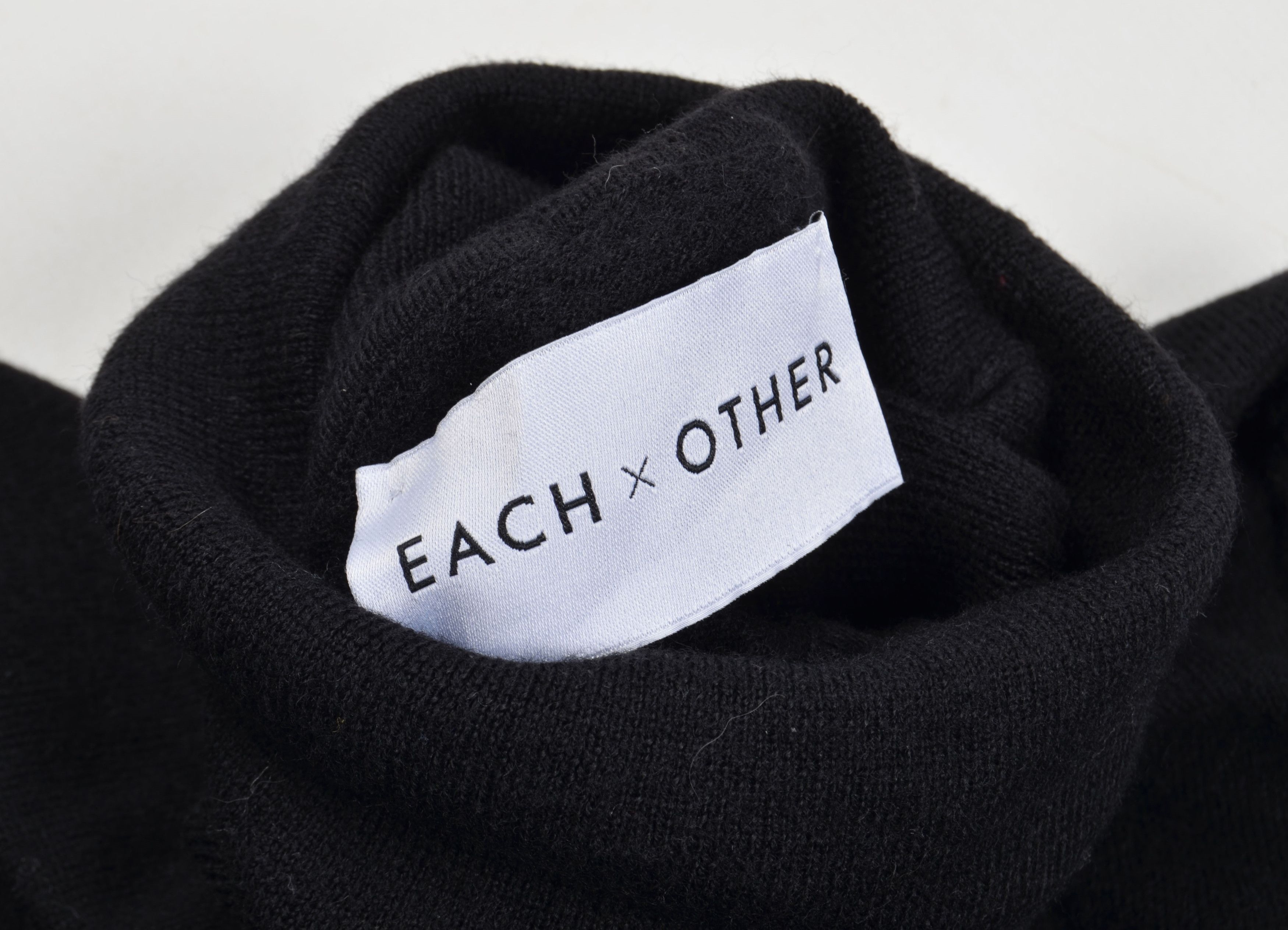 EACH x OTHER Each X Other Black Wool Leather Patchwork Turtleneck Jumper Size S / US 4 / IT 40 - 8 Thumbnail
