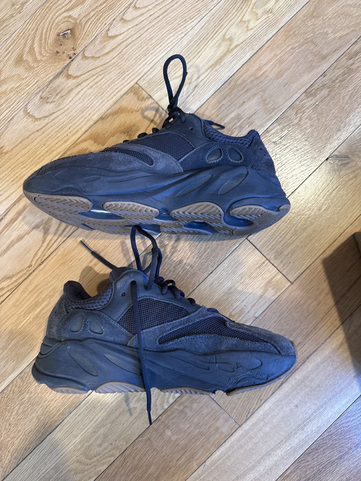 Yeezy Yeezy boost 700 utility black Size US 8.5 / EU 41-42 - 2 Thumbnail